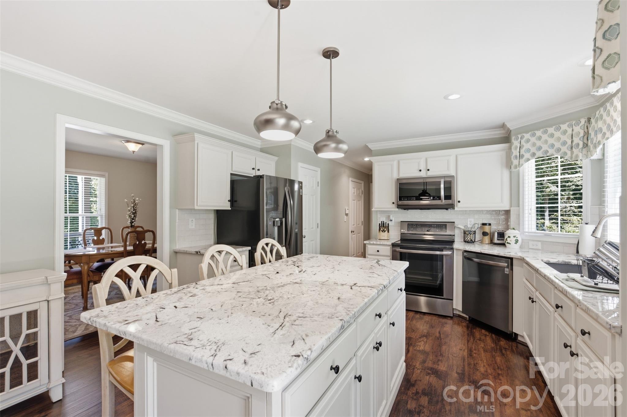 168 Forest Creek Drive Property Photo 6