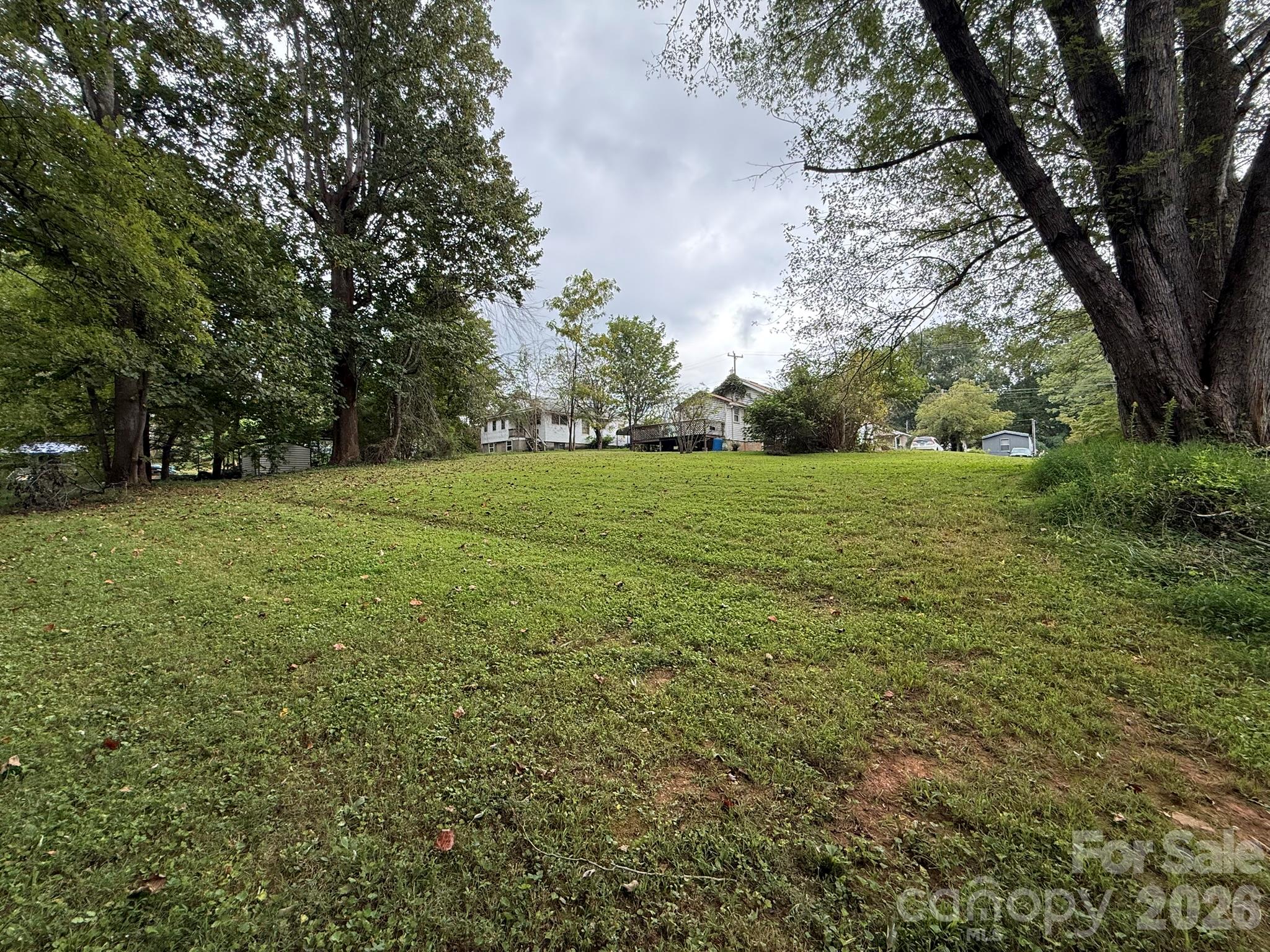 68 Morris Avenue Property Photo 11