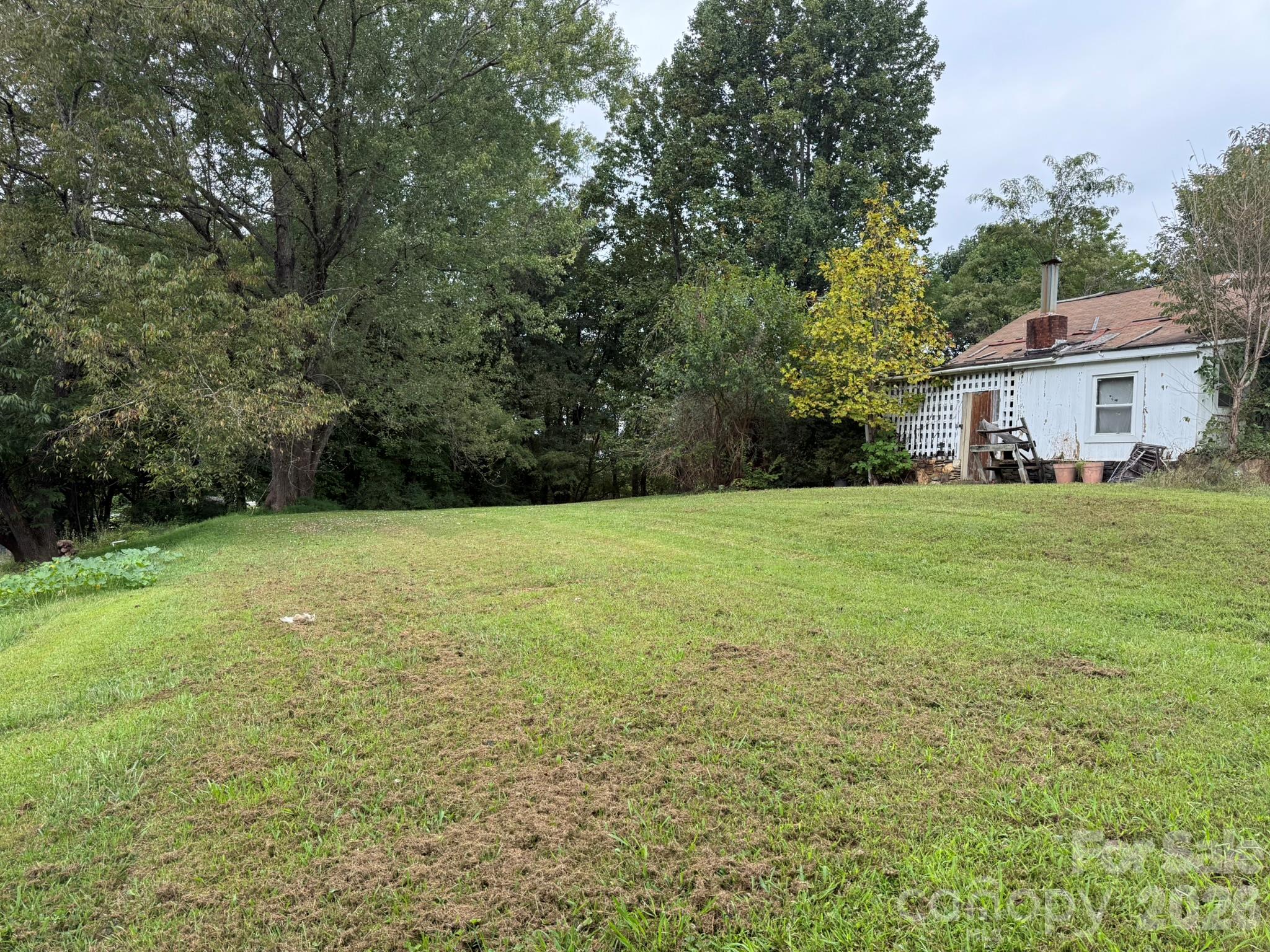 68 Morris Avenue Property Photo 15