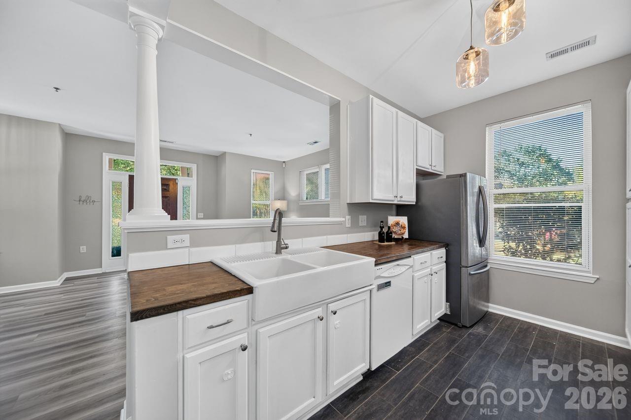 601 N Davidson Street Property Photo 8