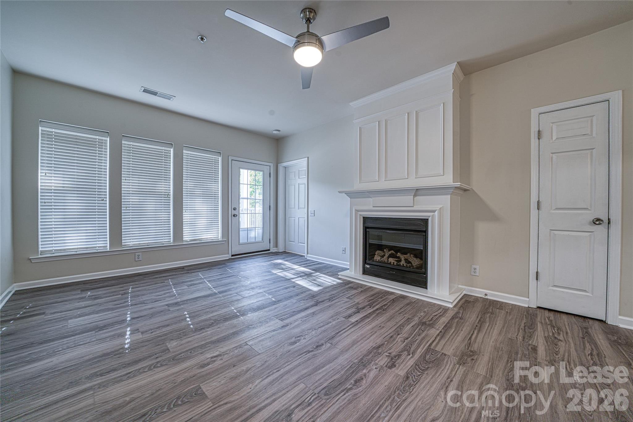 3246 Margellina Drive Property Photo 6