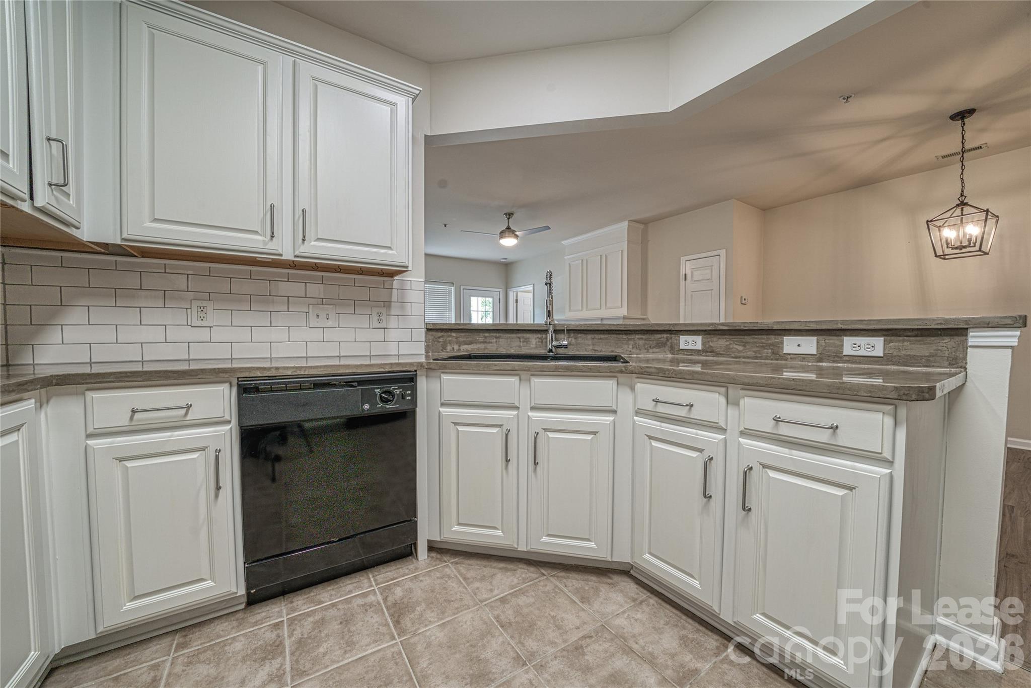 3246 Margellina Drive Property Photo 10