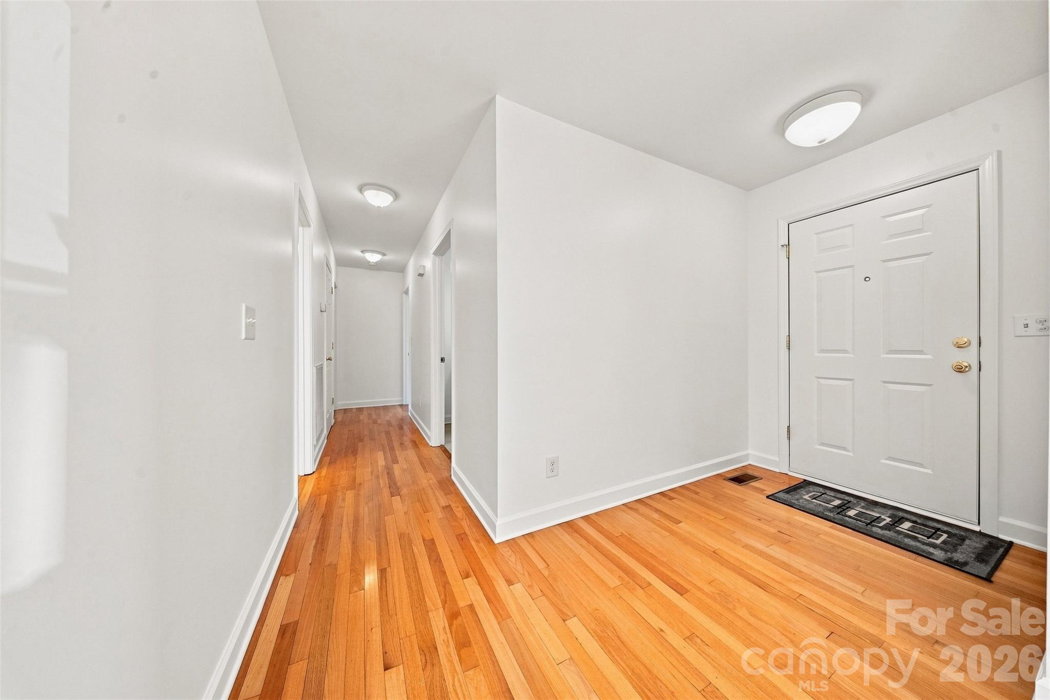 3707 Fieldhaven Court Property Photo 8