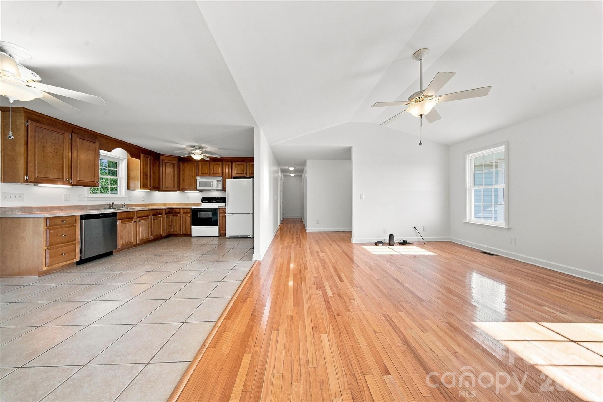 3707 Fieldhaven Court Property Photo 11