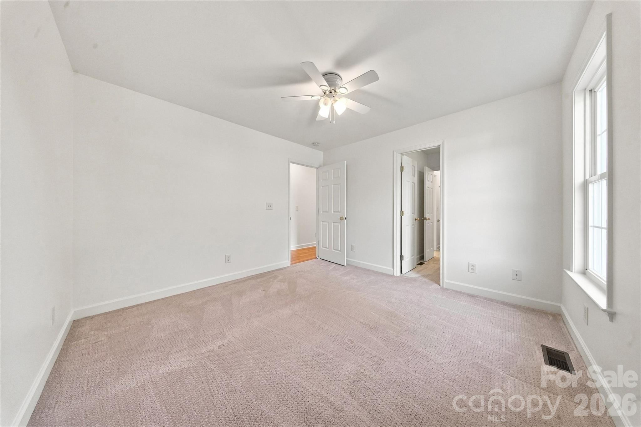 3707 Fieldhaven Court Property Photo 18