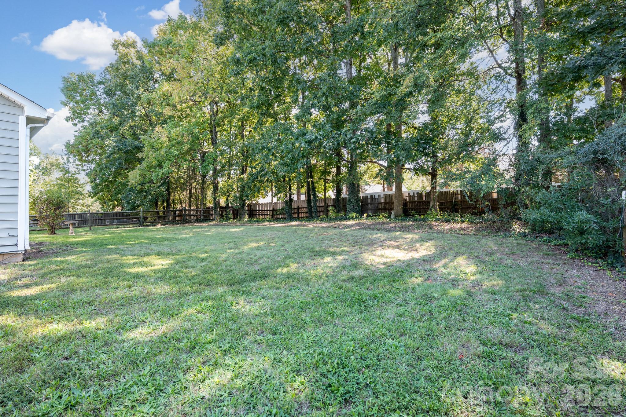 9115 Swallow Tail Lane Property Photo 5