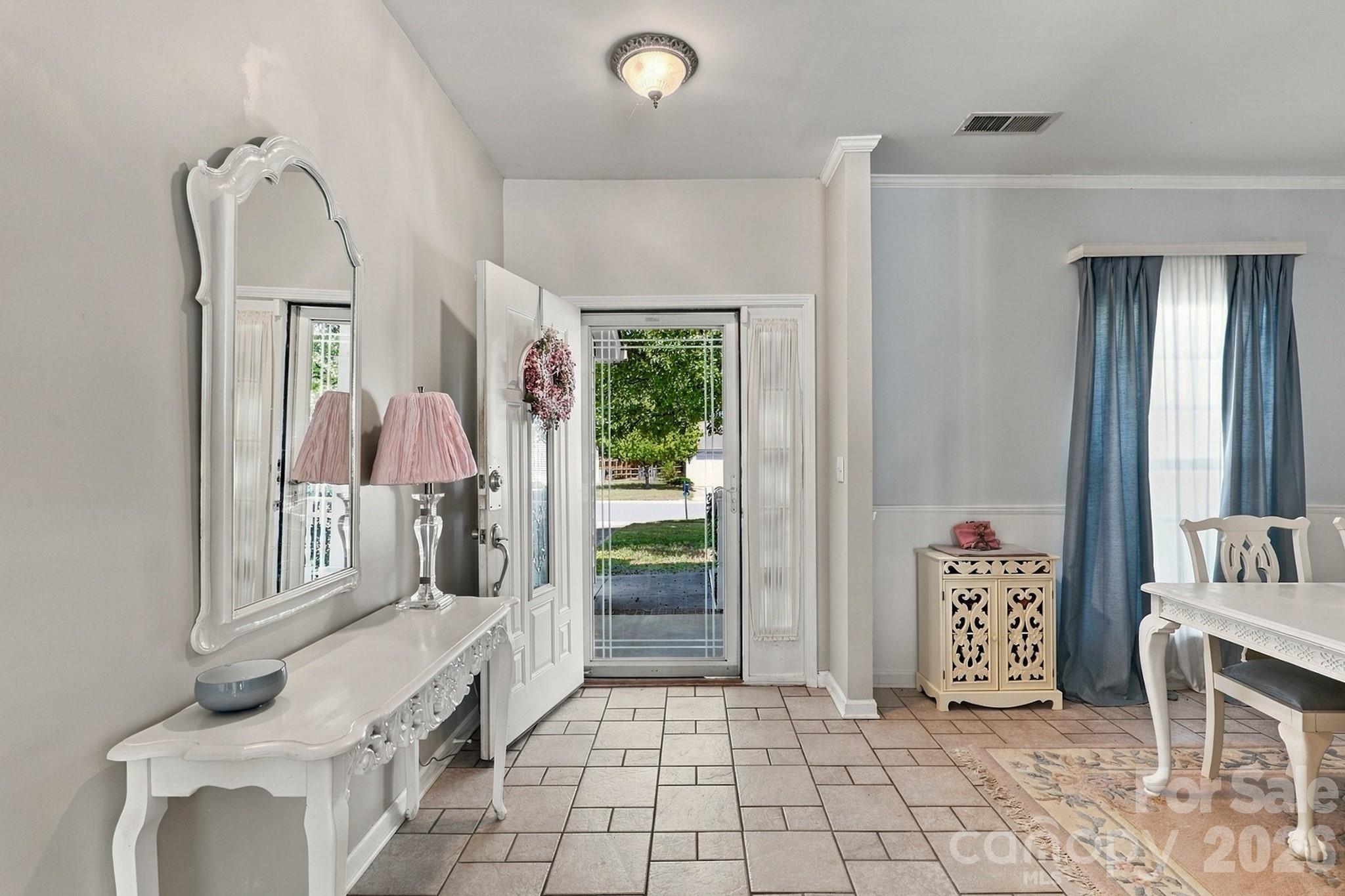 9115 Swallow Tail Lane Property Photo 8