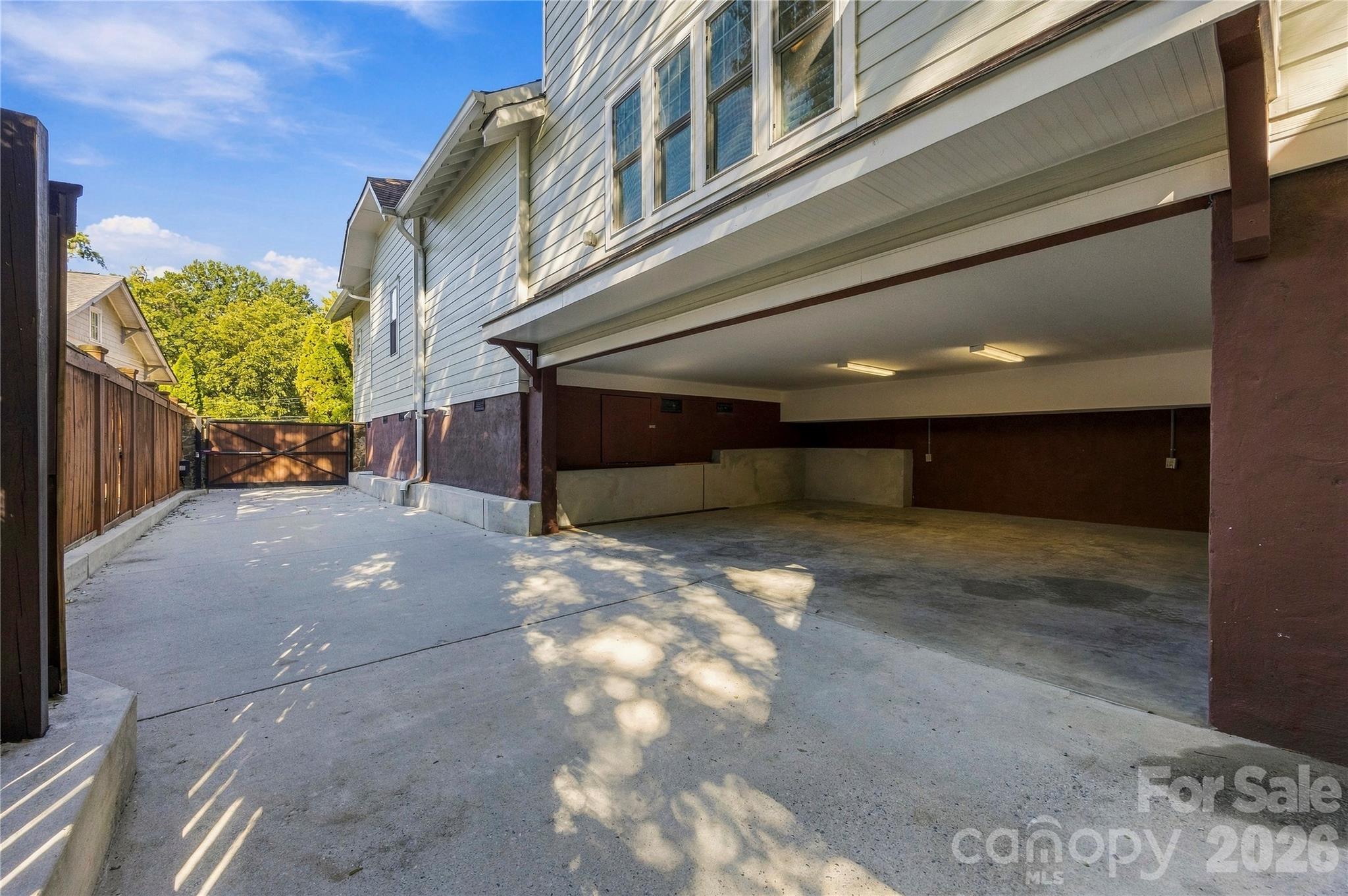 1623 S Mint Street Property Photo 40