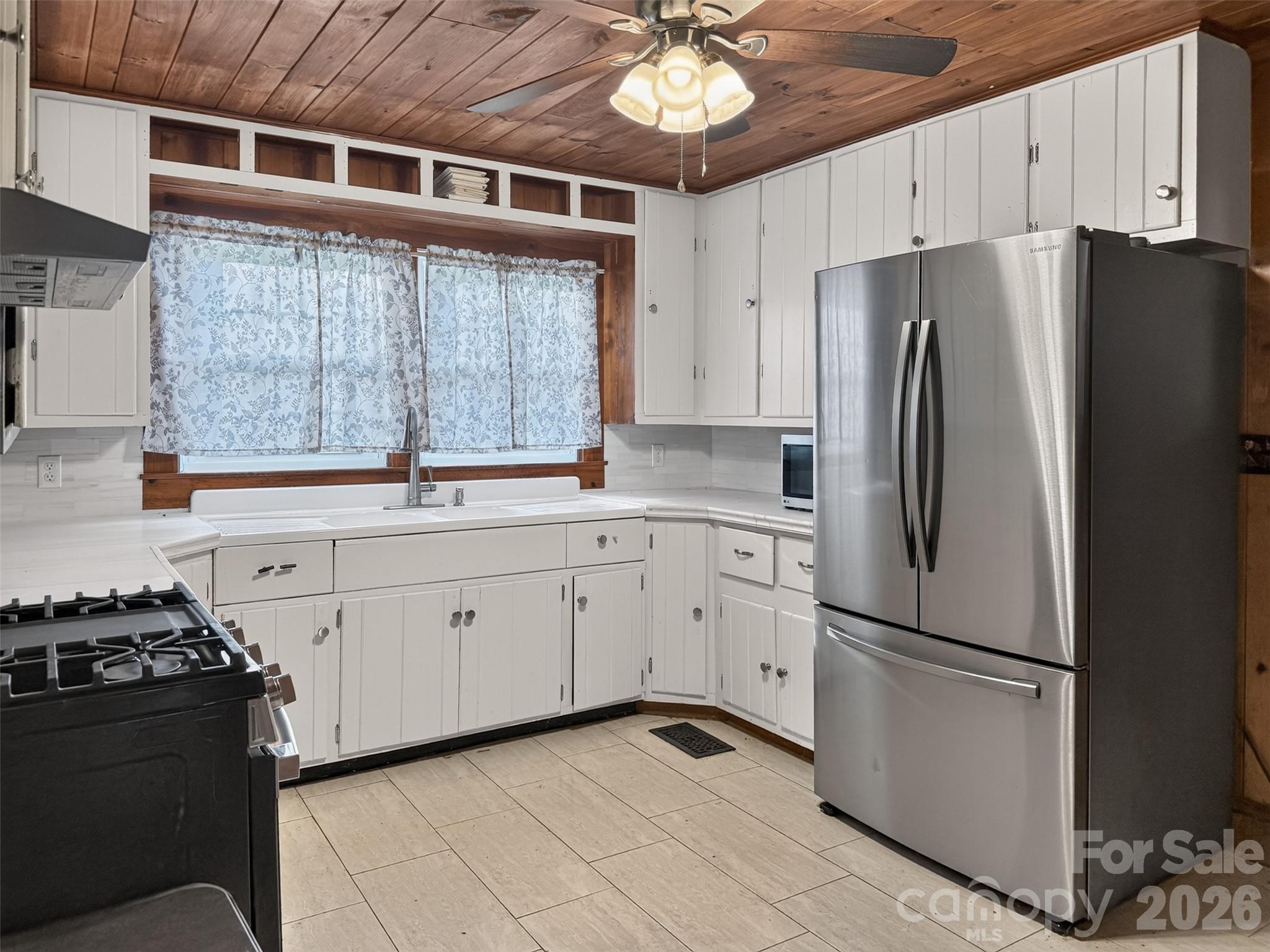 683 Mcdaniel Road Property Photo 6