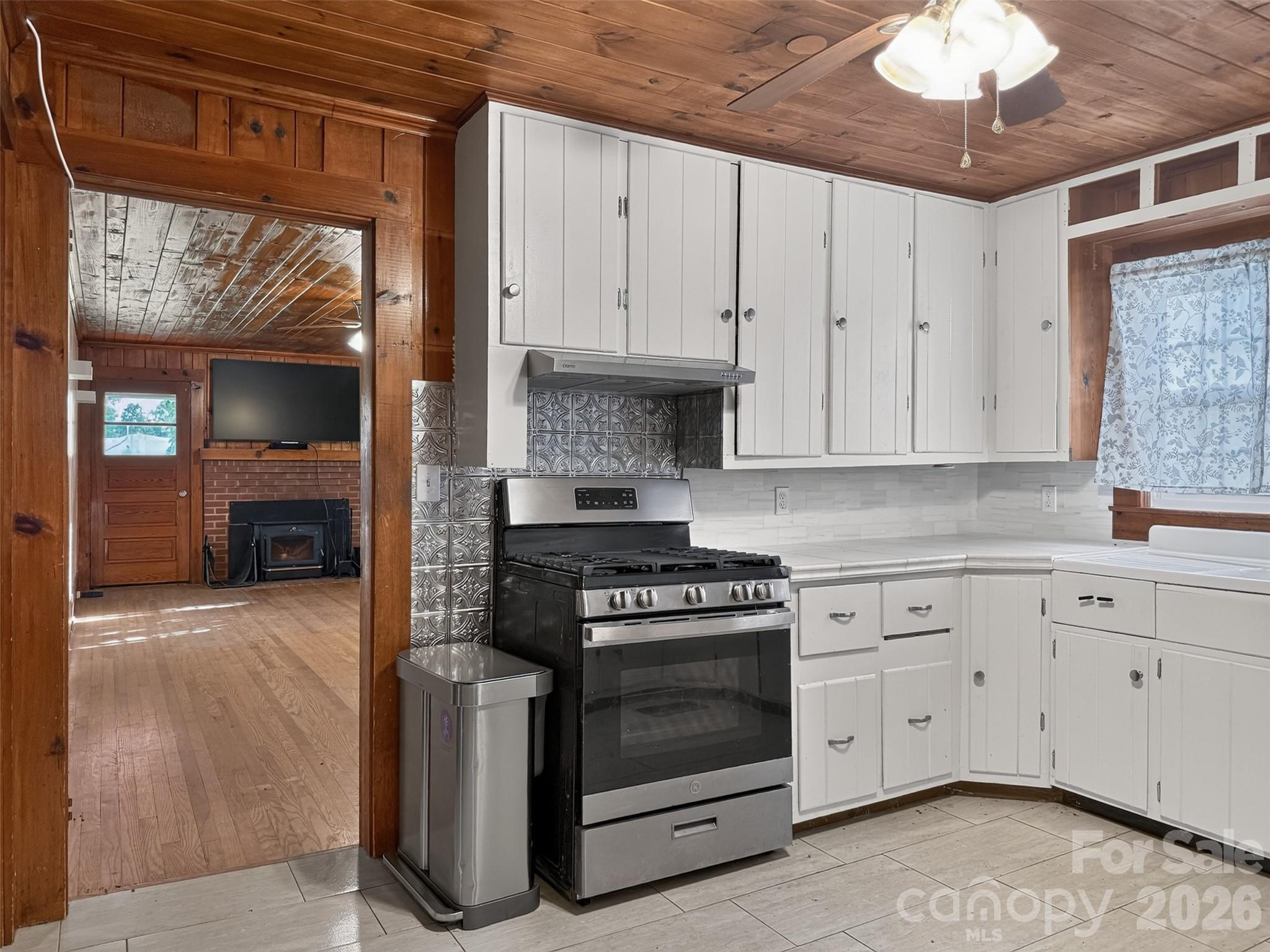 683 Mcdaniel Road Property Photo 7