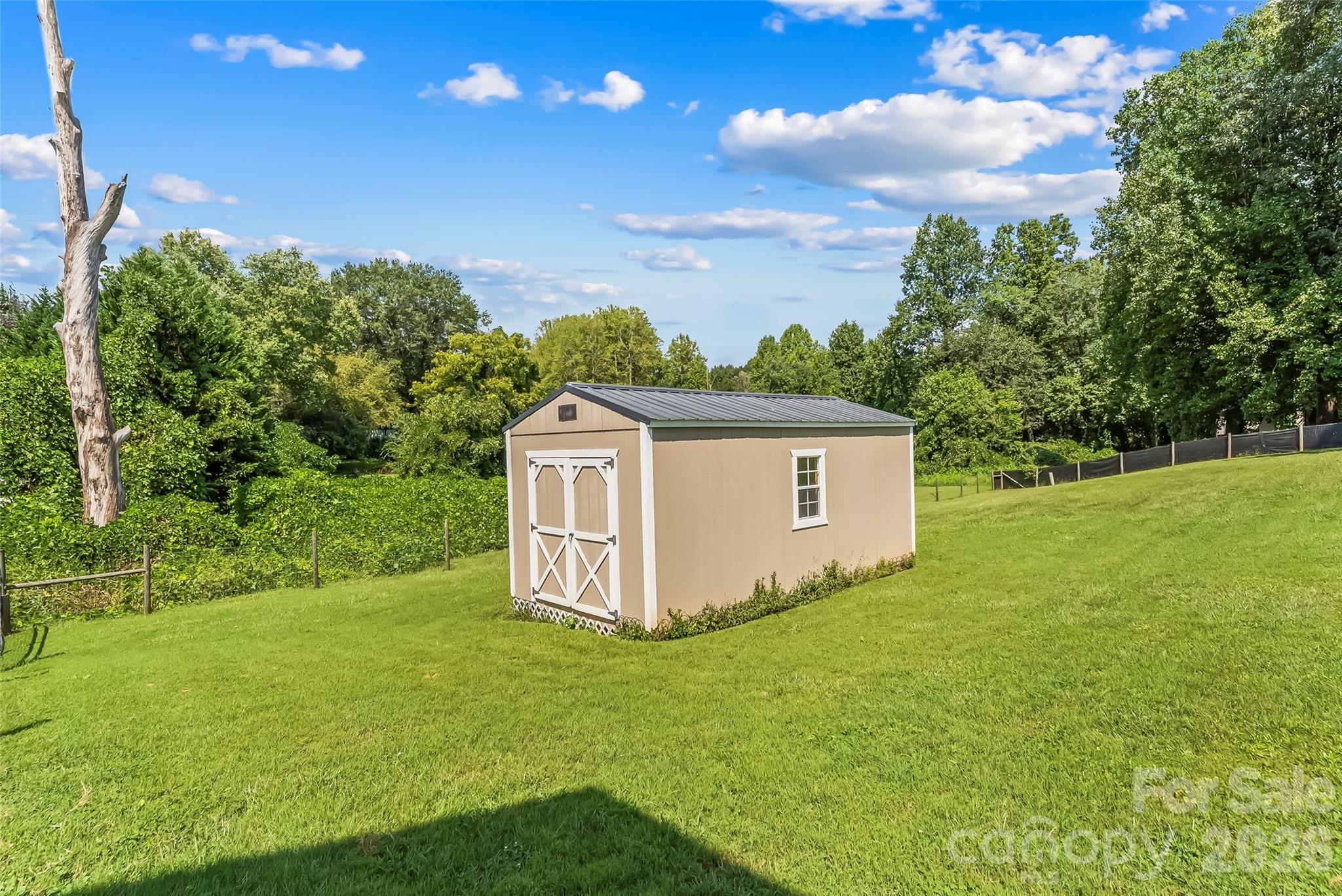 1688 Buffett Circle Property Photo 29
