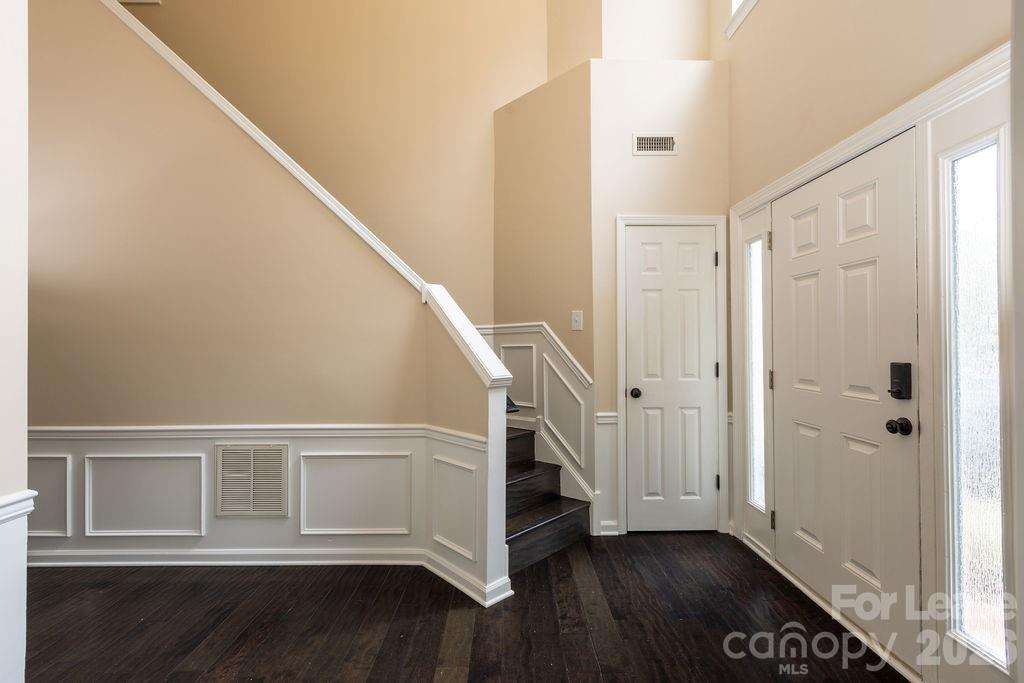 6337 Elderslie Drive Property Photo 12
