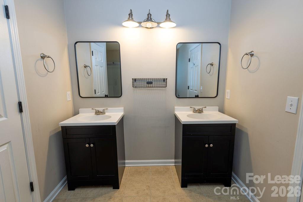6337 Elderslie Drive Property Photo 26