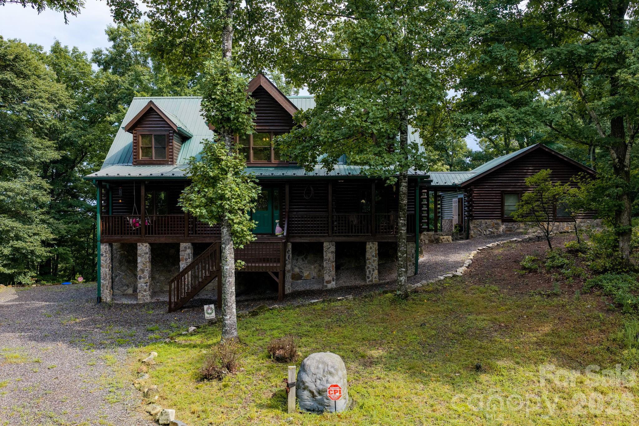 2235 Buck Mountain Road Property Photo 2