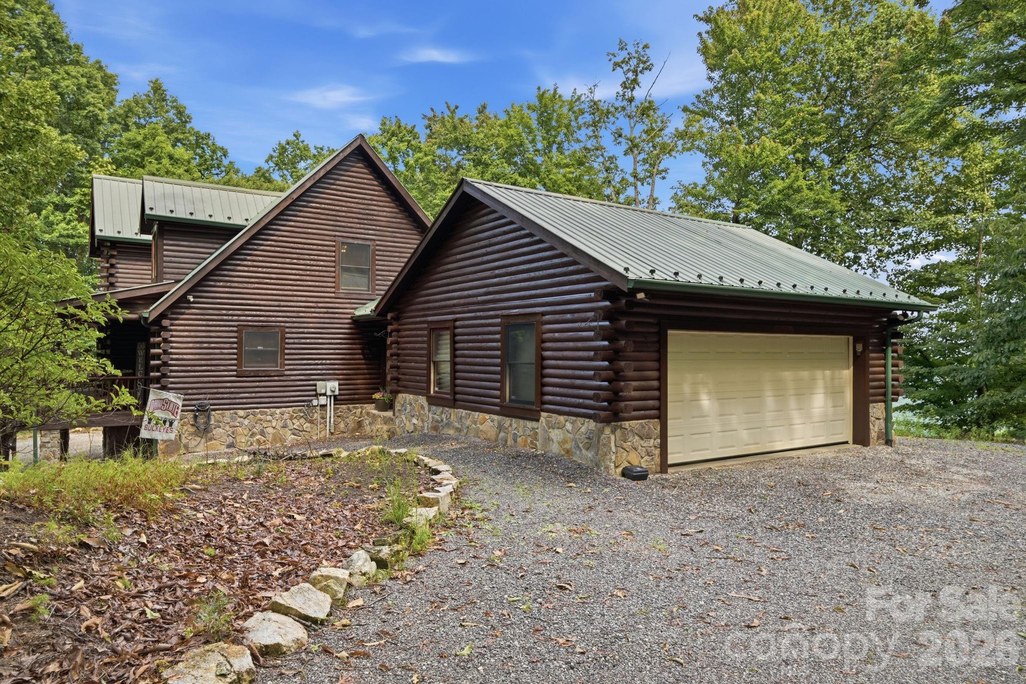 2235 Buck Mountain Road Property Photo 3