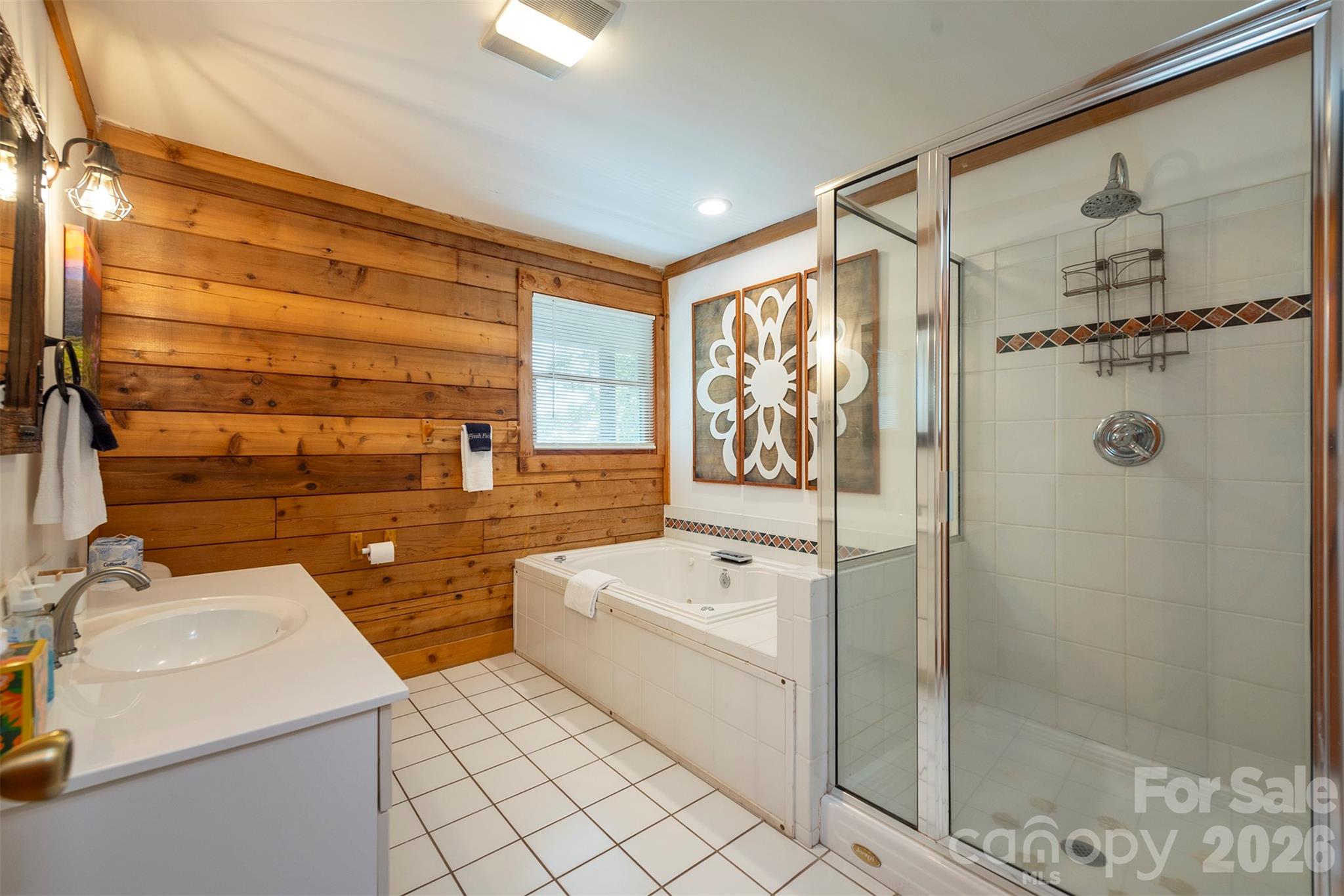 1242 Gateway Parkway Property Photo 19