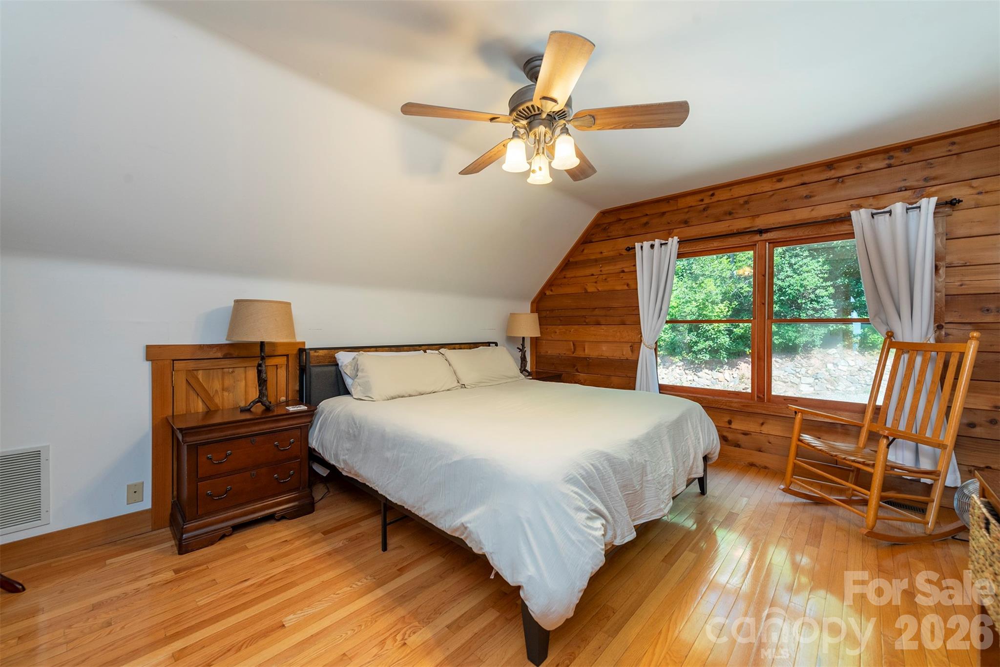 1242 Gateway Parkway Property Photo 26