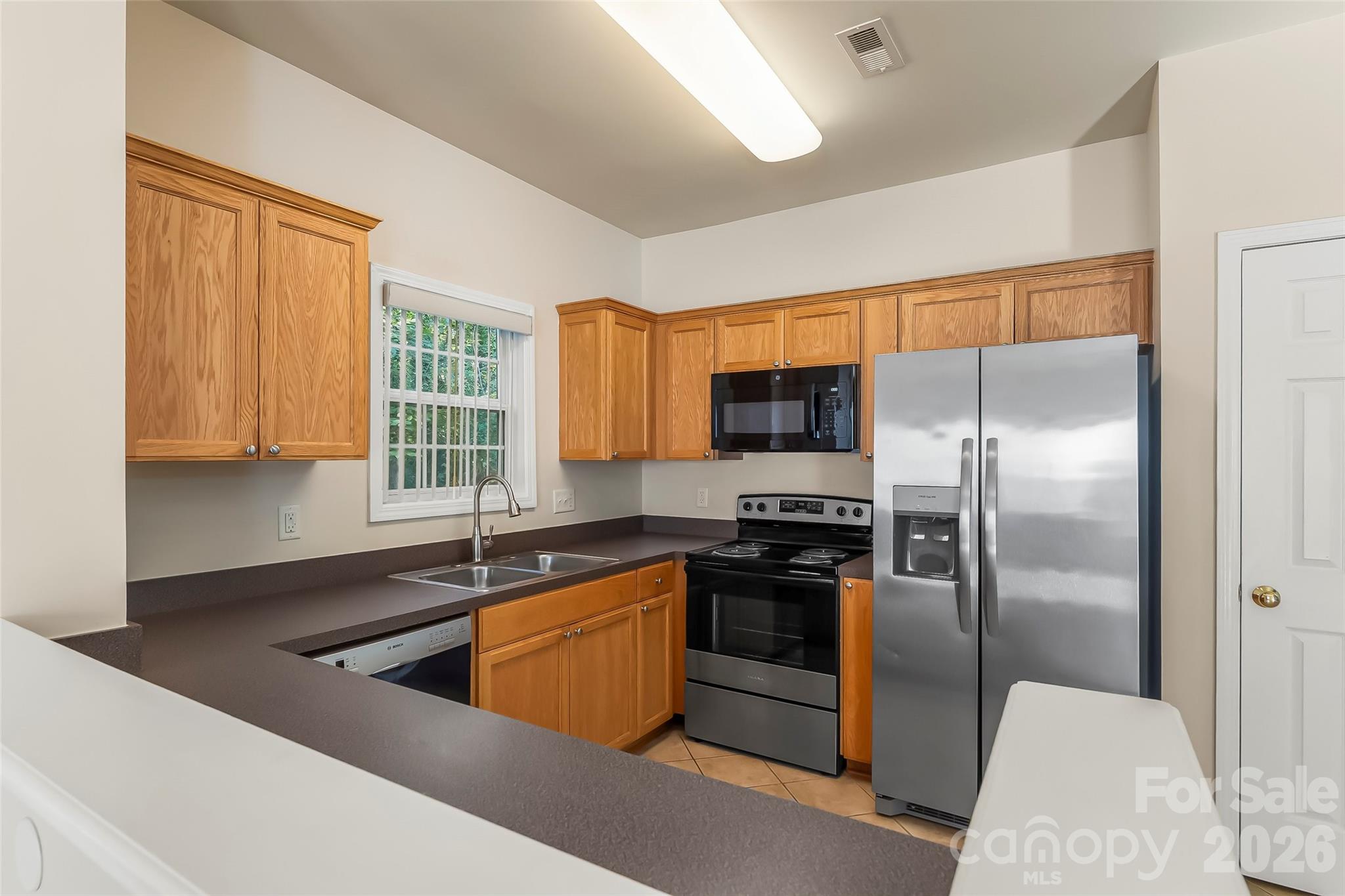 1360 21st Avenue Property Photo 3
