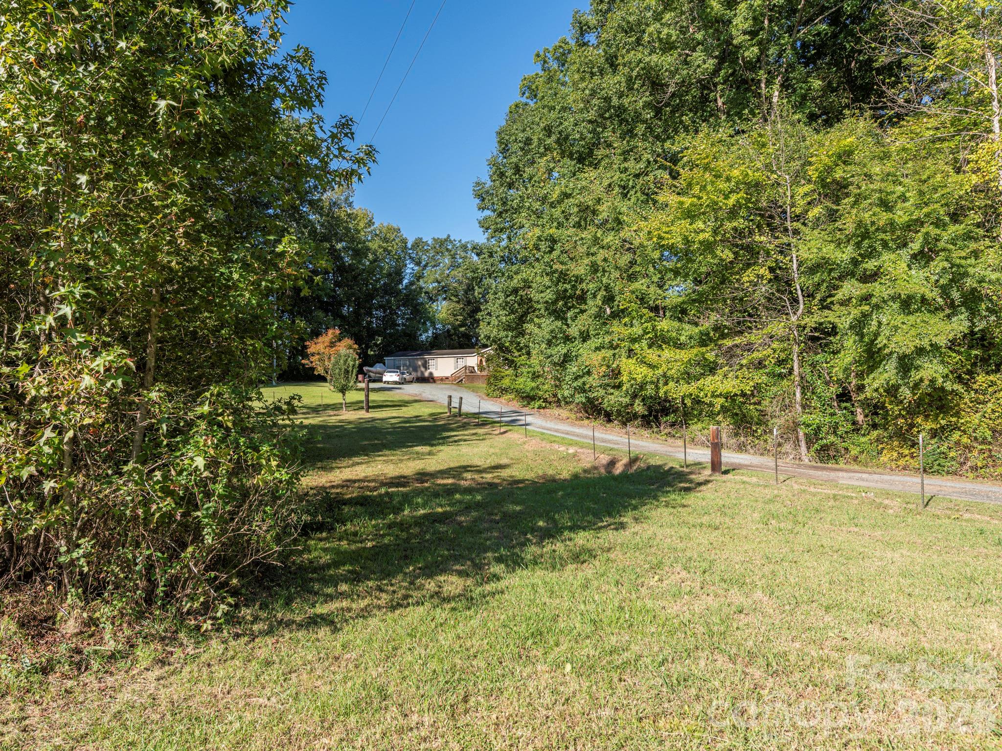 2292 Thornwell Road Property Photo 11