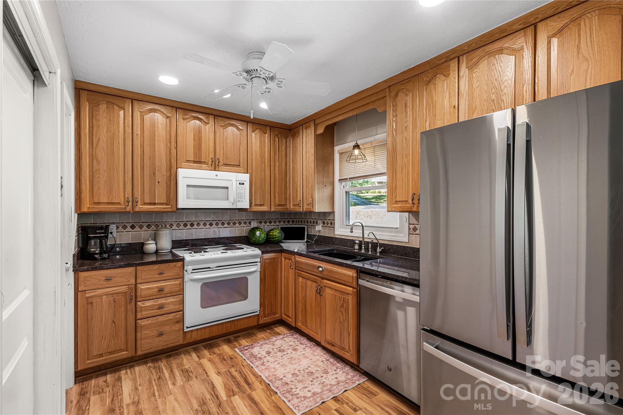 1009 Hollow Road Property Photo 9
