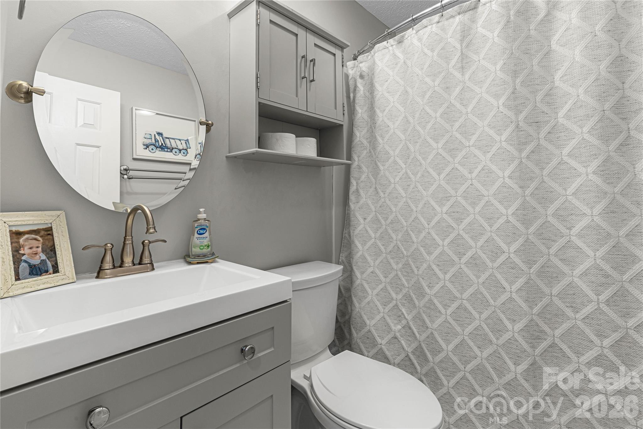 1009 Hollow Road Property Photo 17