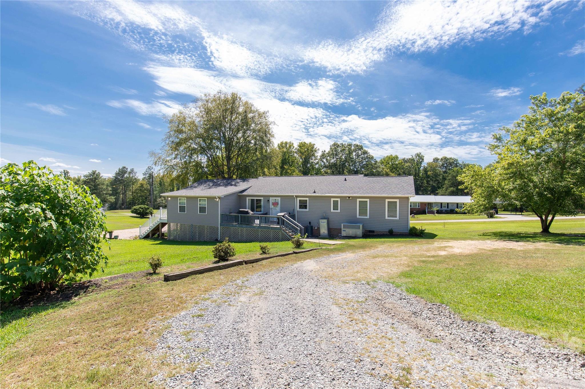 1009 Hollow Road Property Photo 28