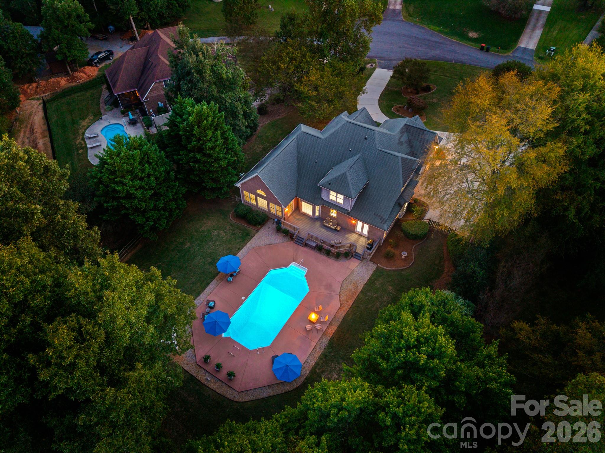 131 Summerfield Court Property Photo 1