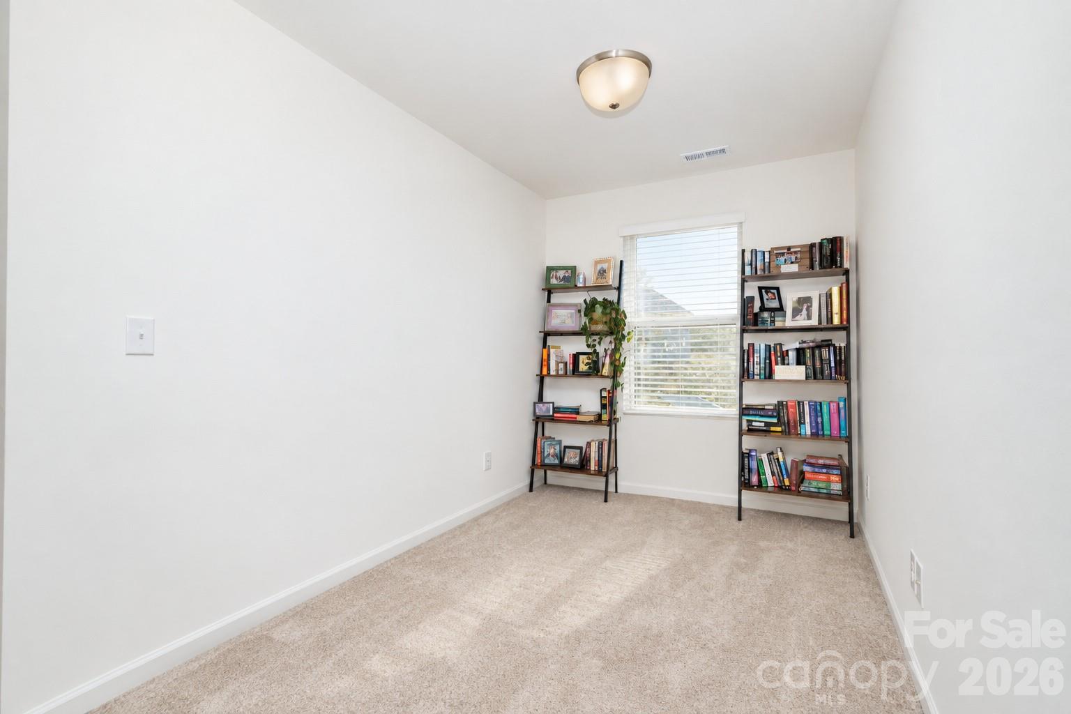 106 Stonewater Drive Property Photo 12