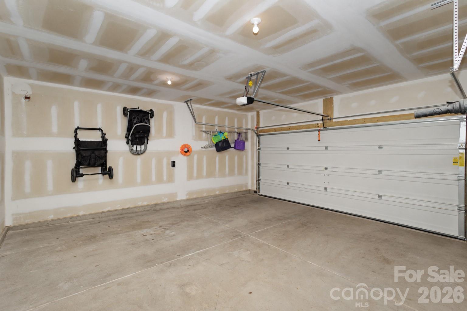 106 Stonewater Drive Property Photo 18