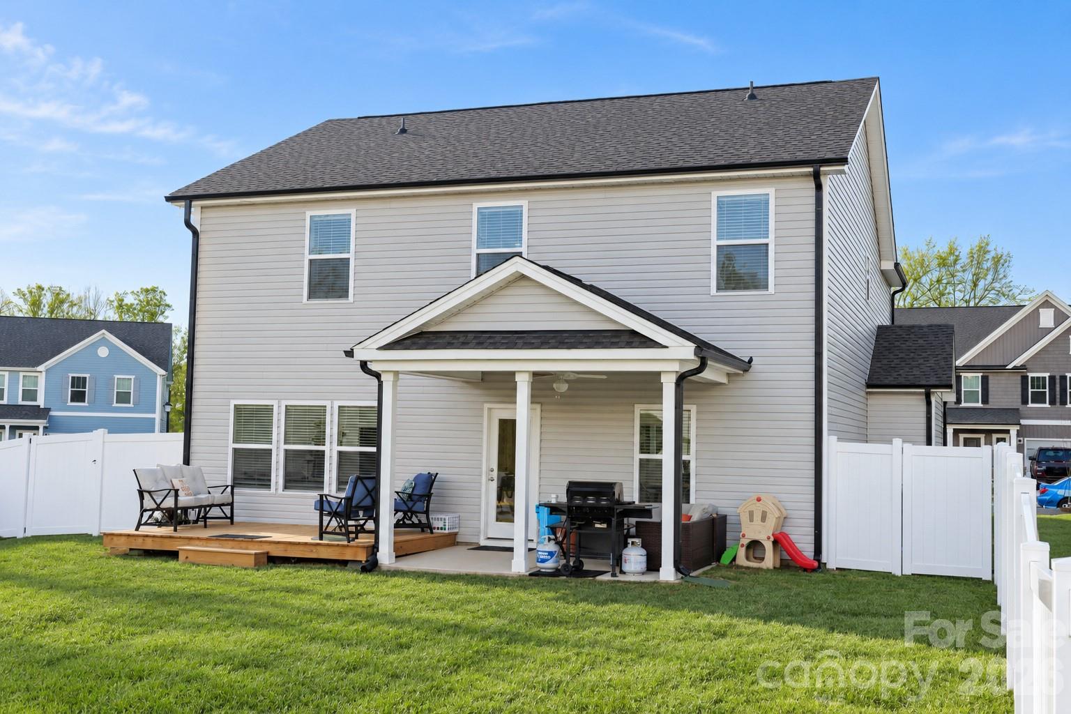 106 Stonewater Drive Property Photo 19