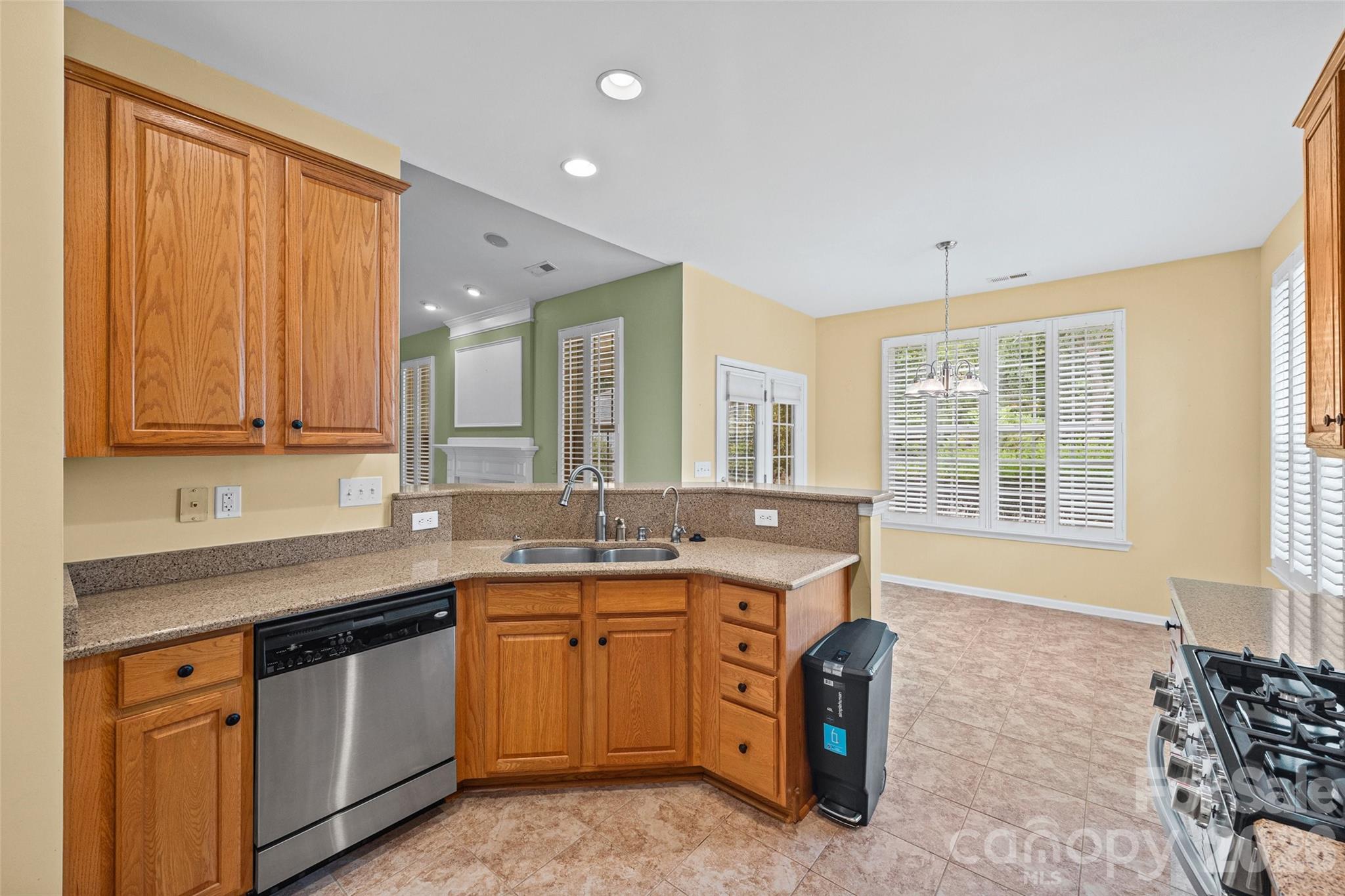 3173 Pine Bluff Way Property Photo 13