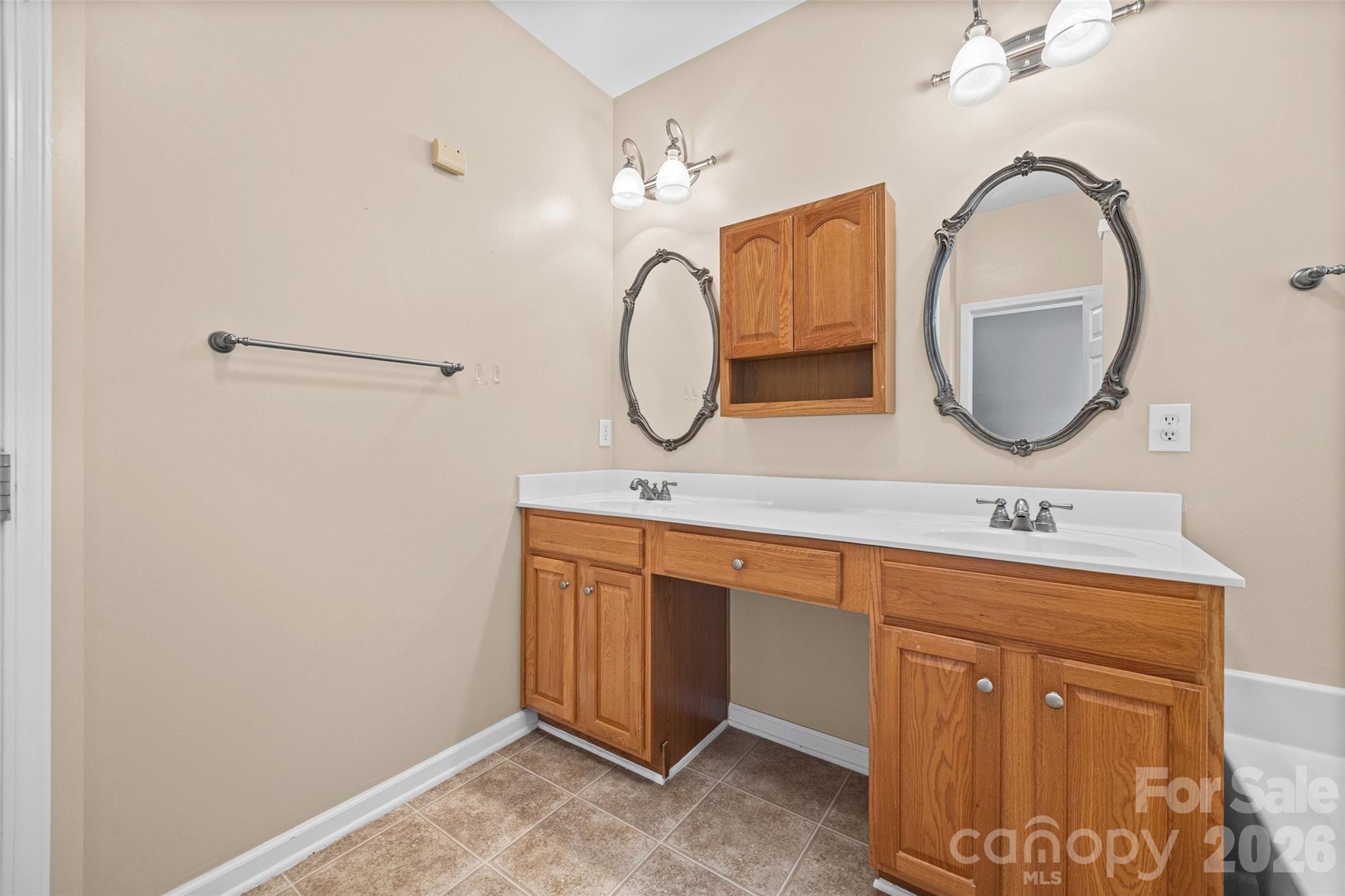 3173 Pine Bluff Way Property Photo 30