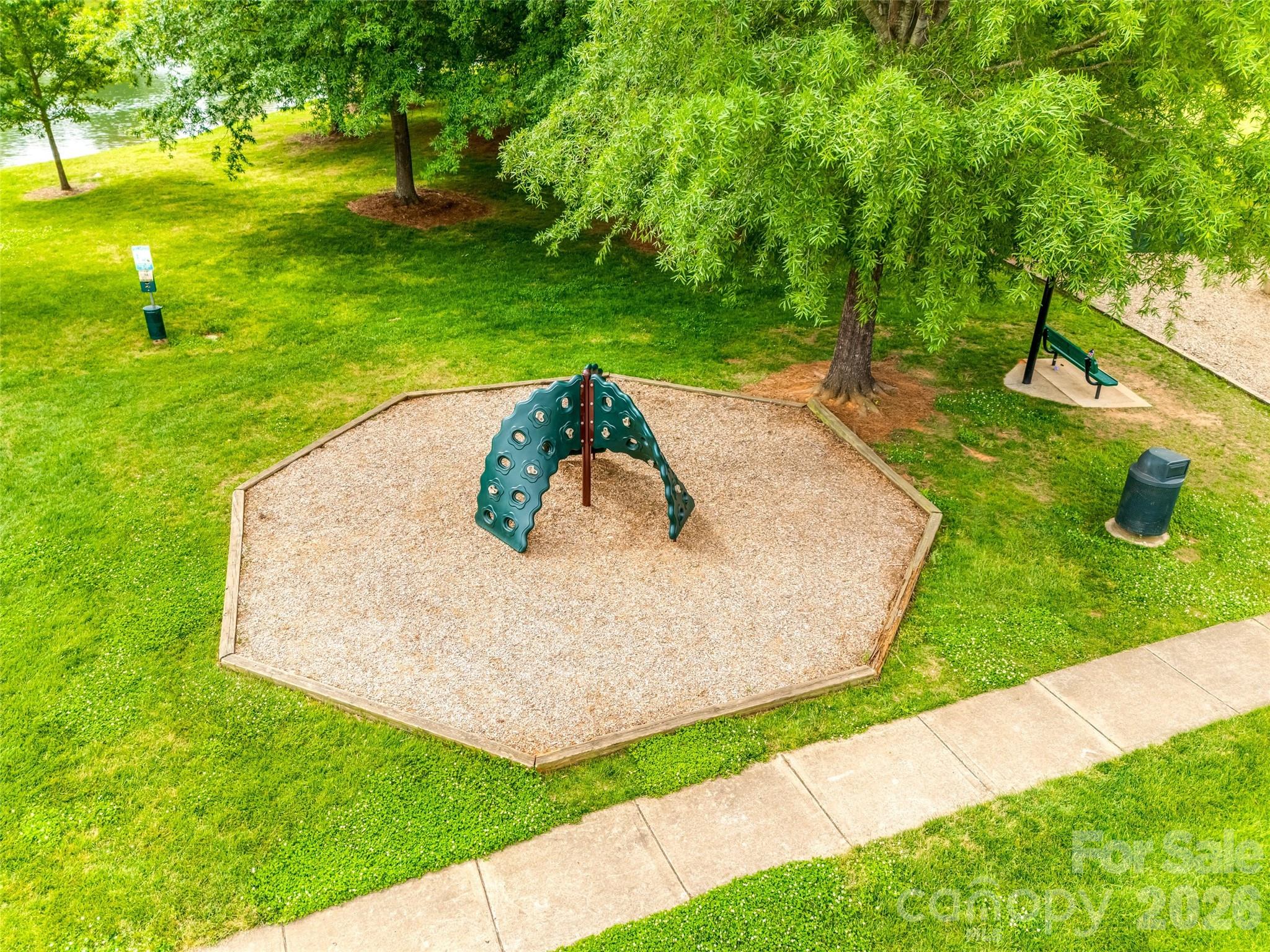 3173 Pine Bluff Way Property Photo 45