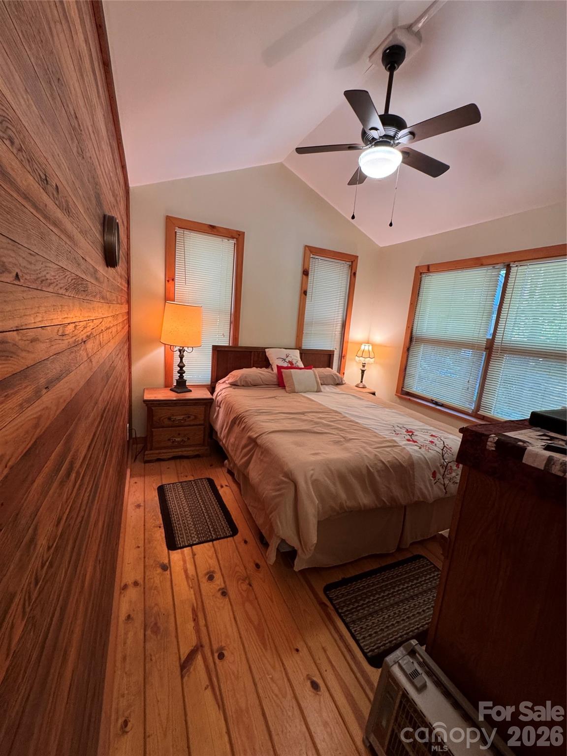 488 Hemlock Loop Property Photo 10