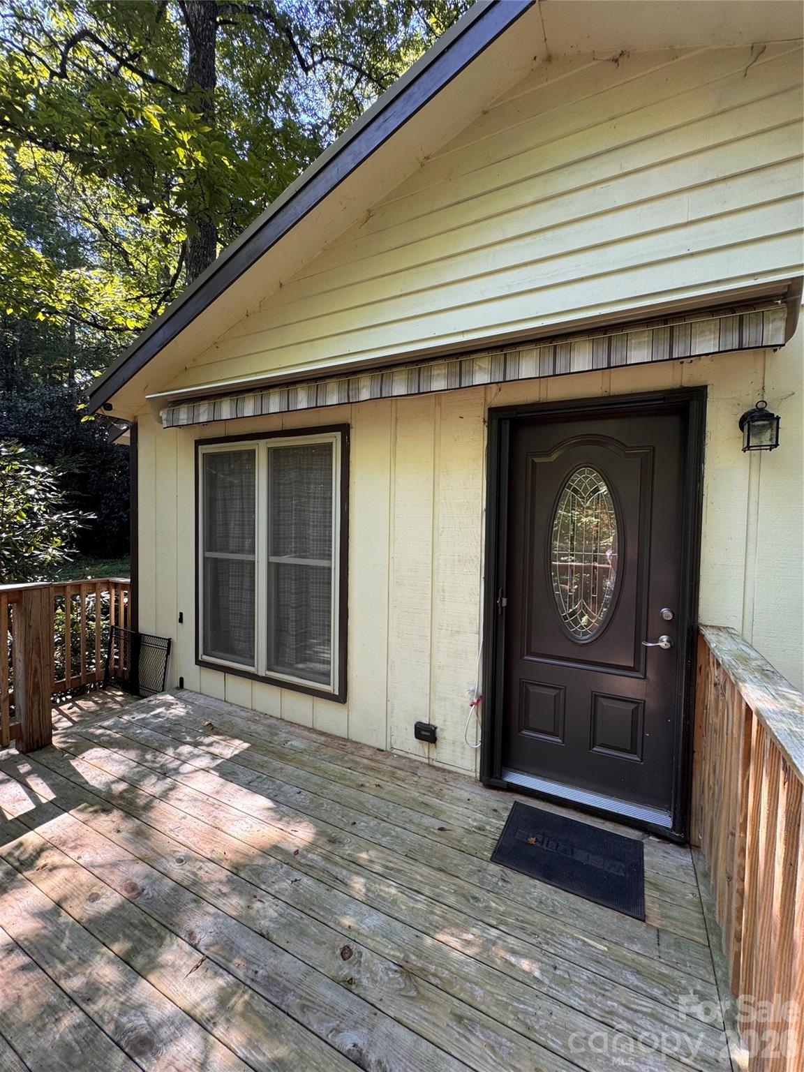 488 Hemlock Loop Property Photo 16