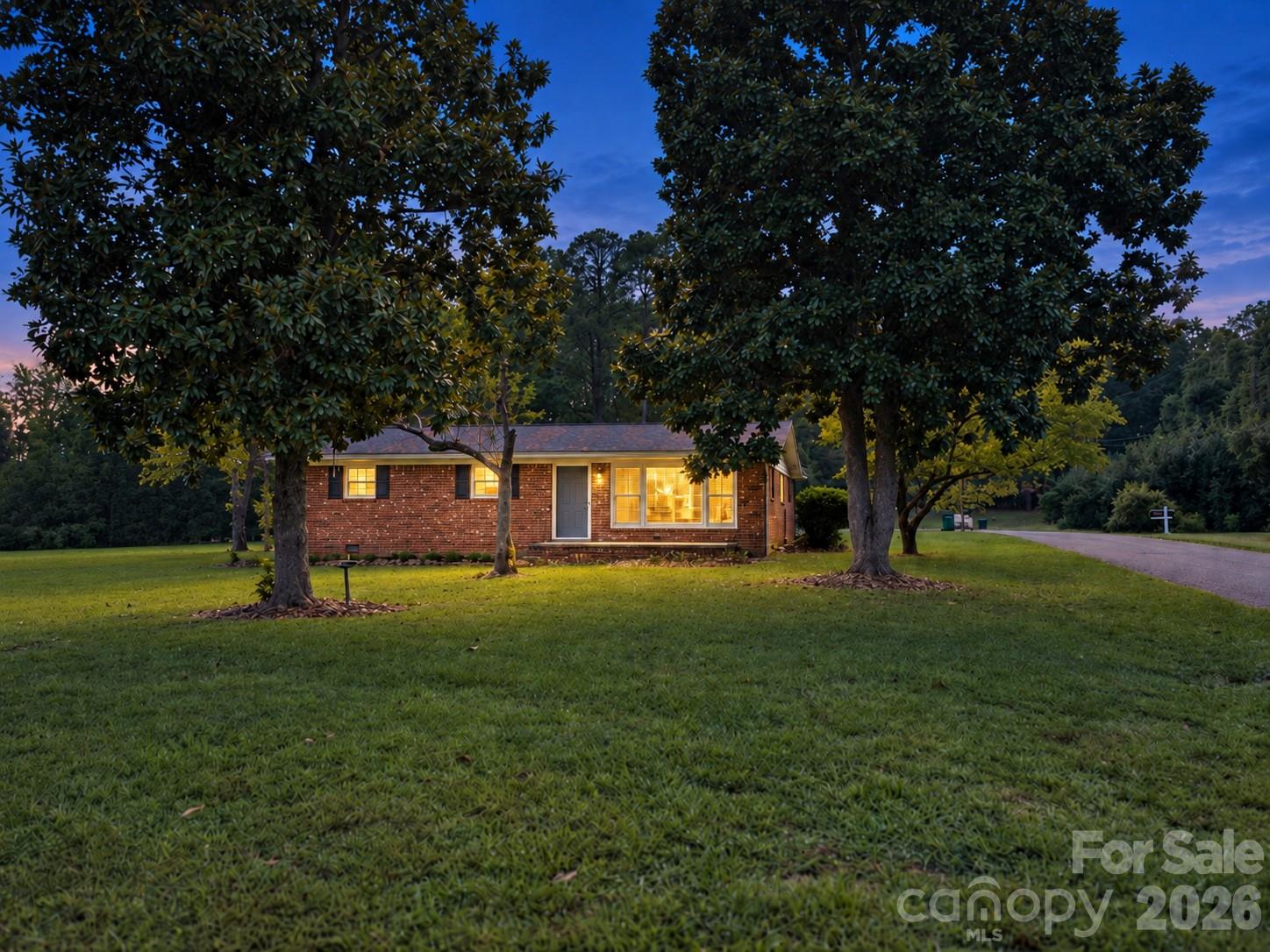 506 Elm Street Property Photo 2