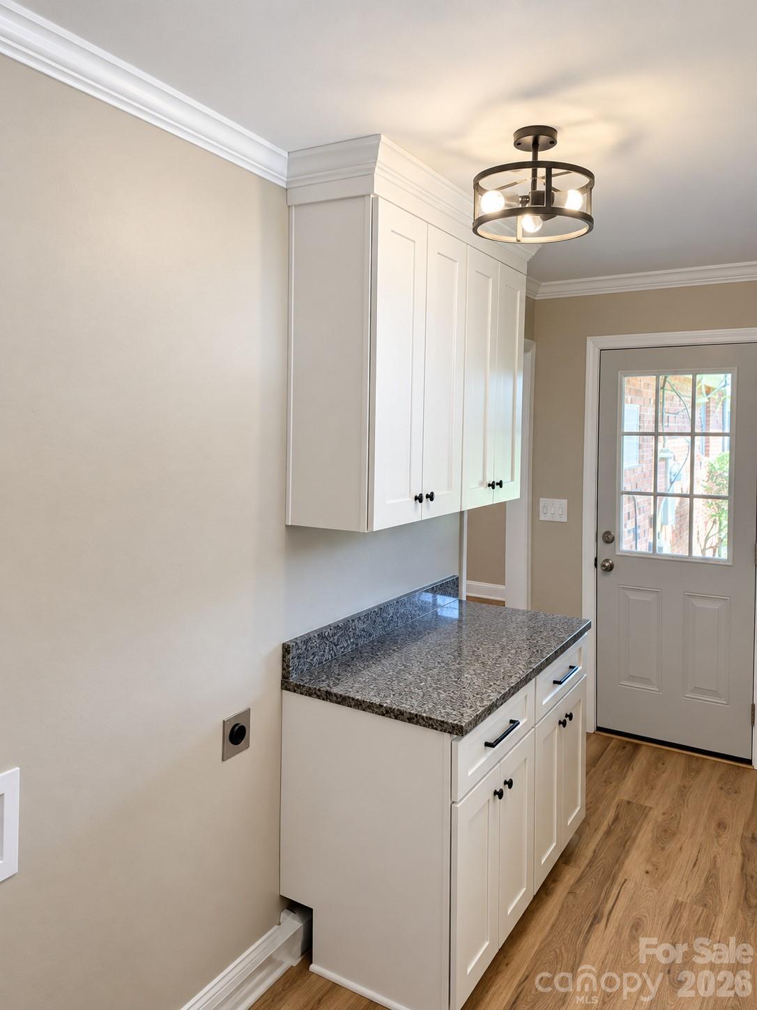 506 Elm Street Property Photo 13