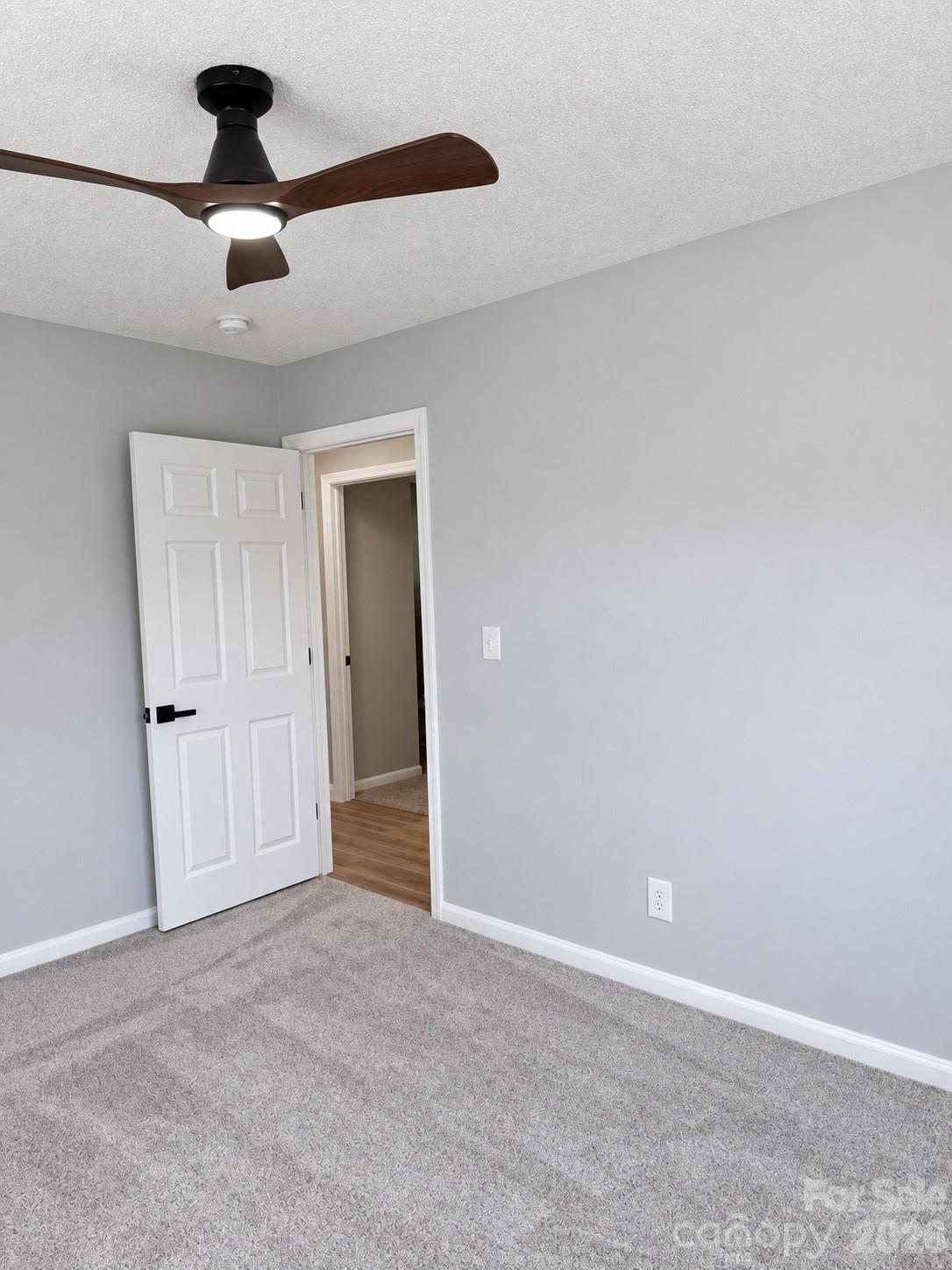 506 Elm Street Property Photo 17
