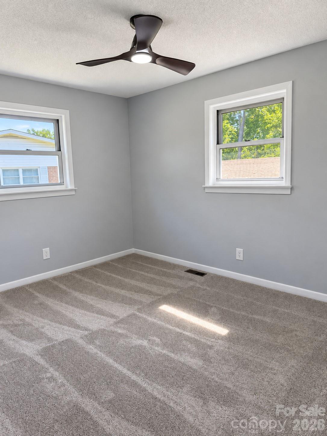 506 Elm Street Property Photo 21