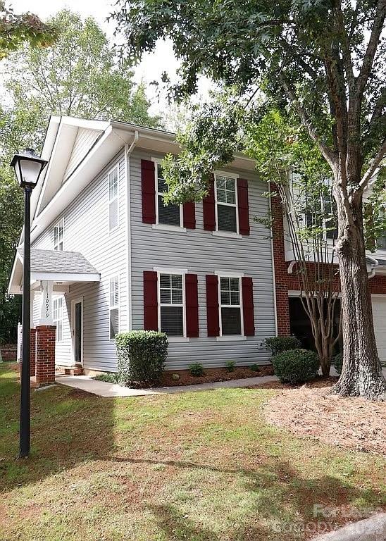 10979 Princeton Village Drive Property Photo 2