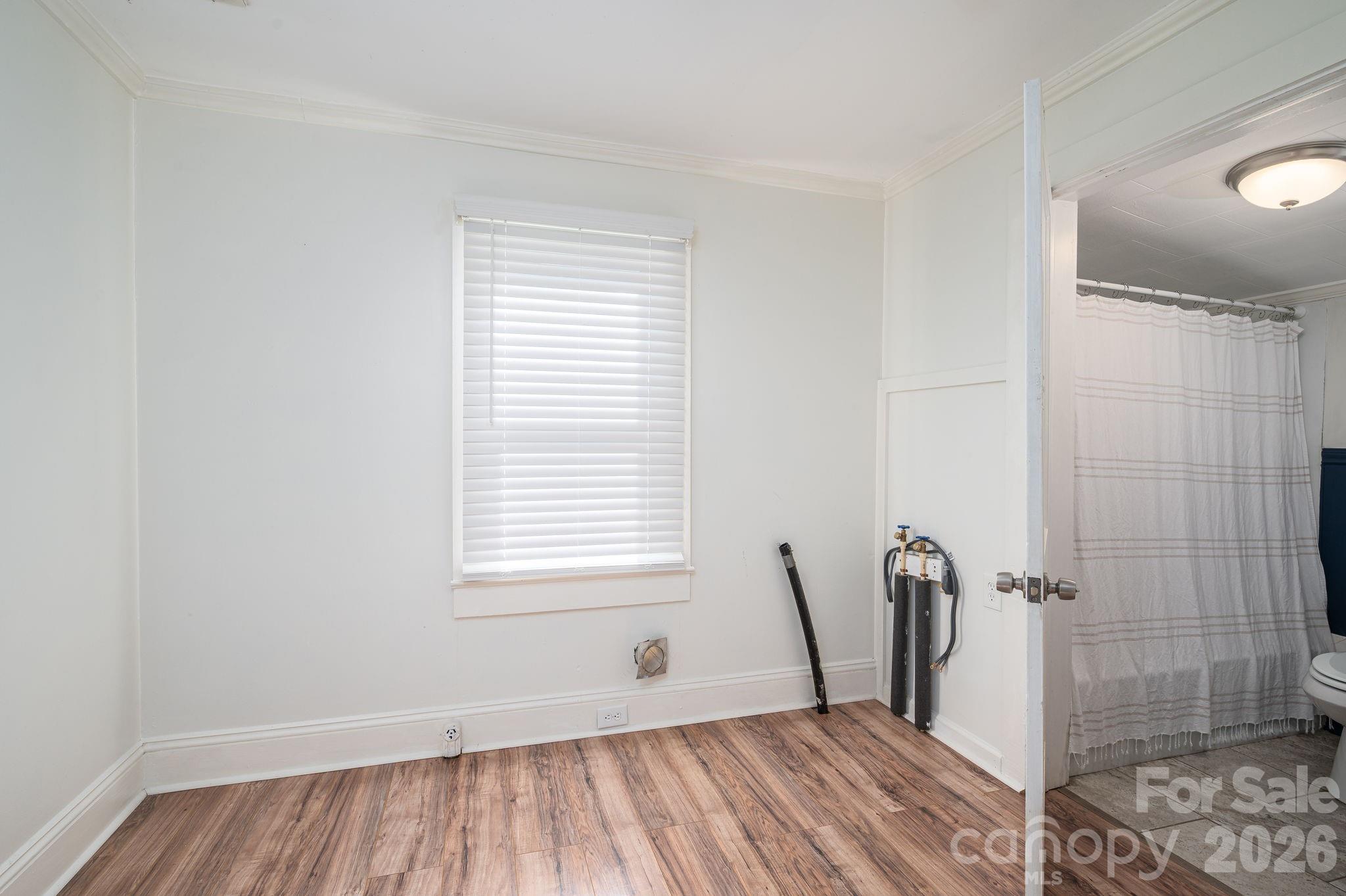 3643 Icard Rhodhiss Road Property Photo 8