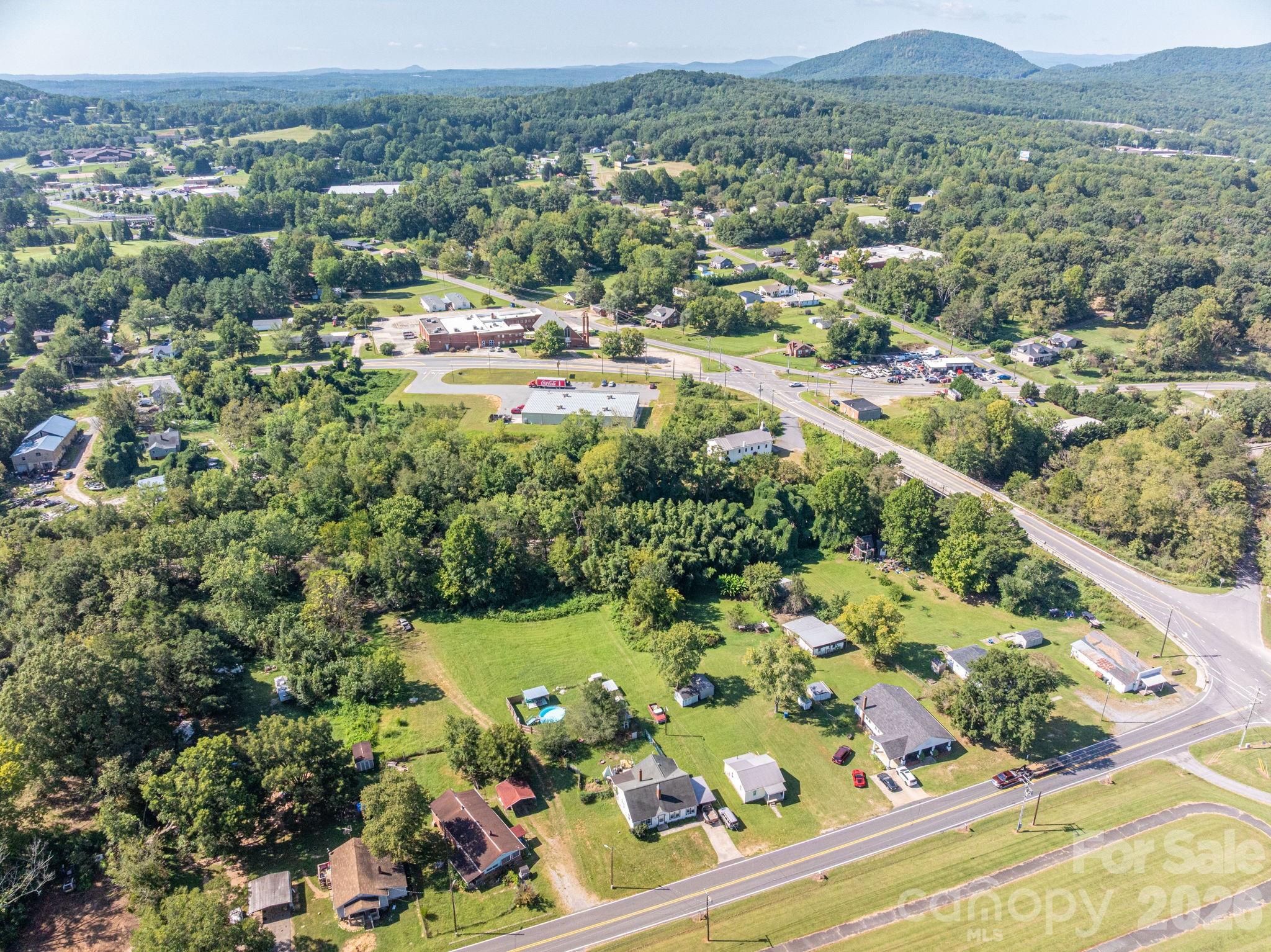 3643 Icard Rhodhiss Road Property Photo 14