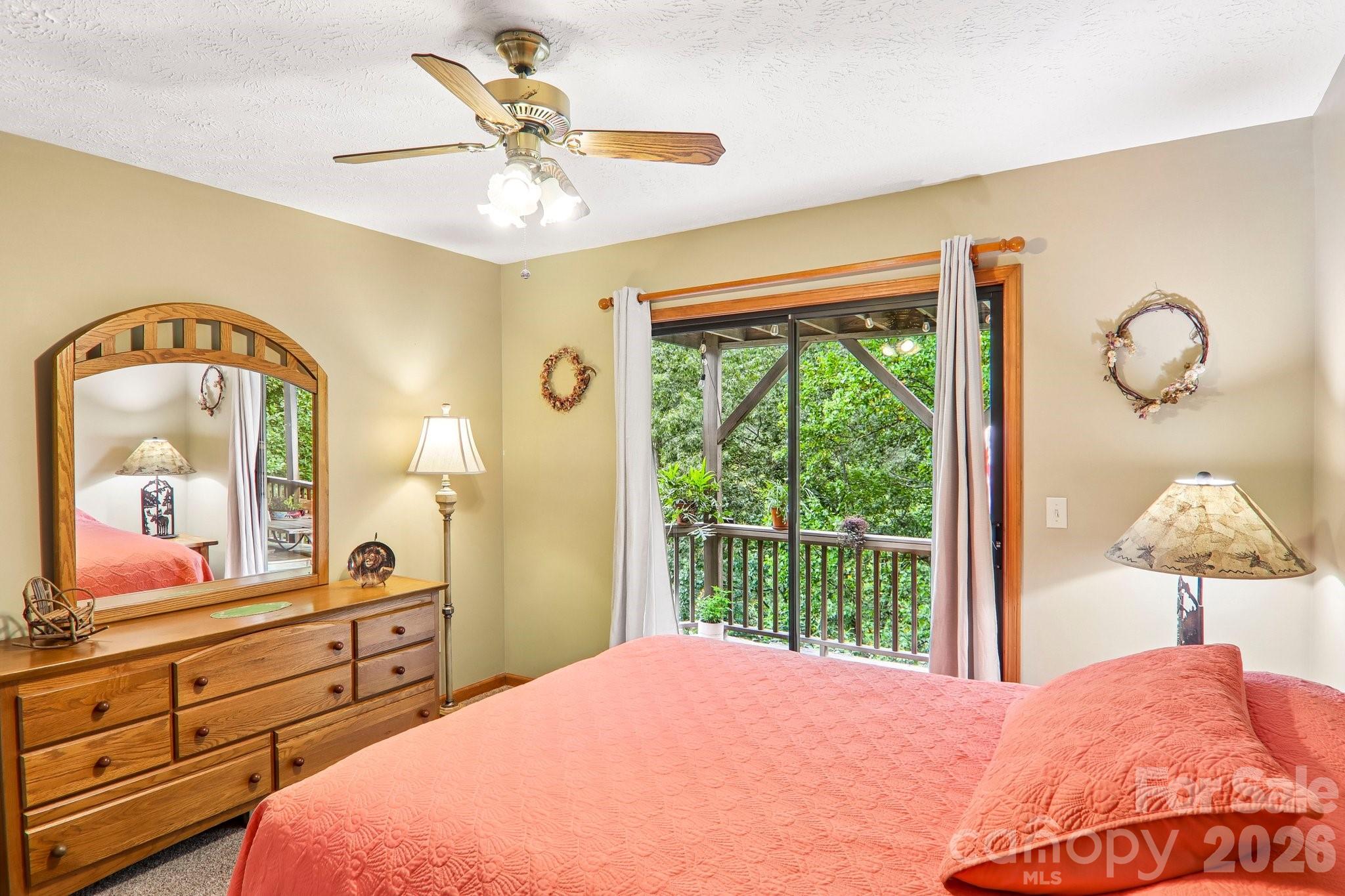 36 Nicholas Lane Property Photo 22