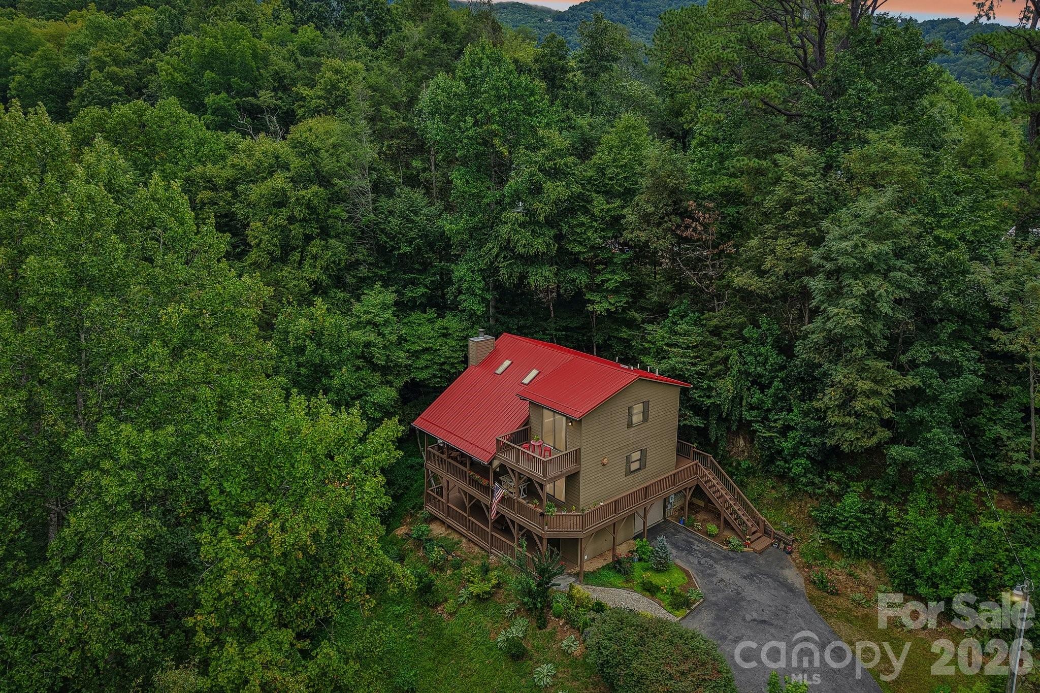 36 Nicholas Lane Property Photo 48