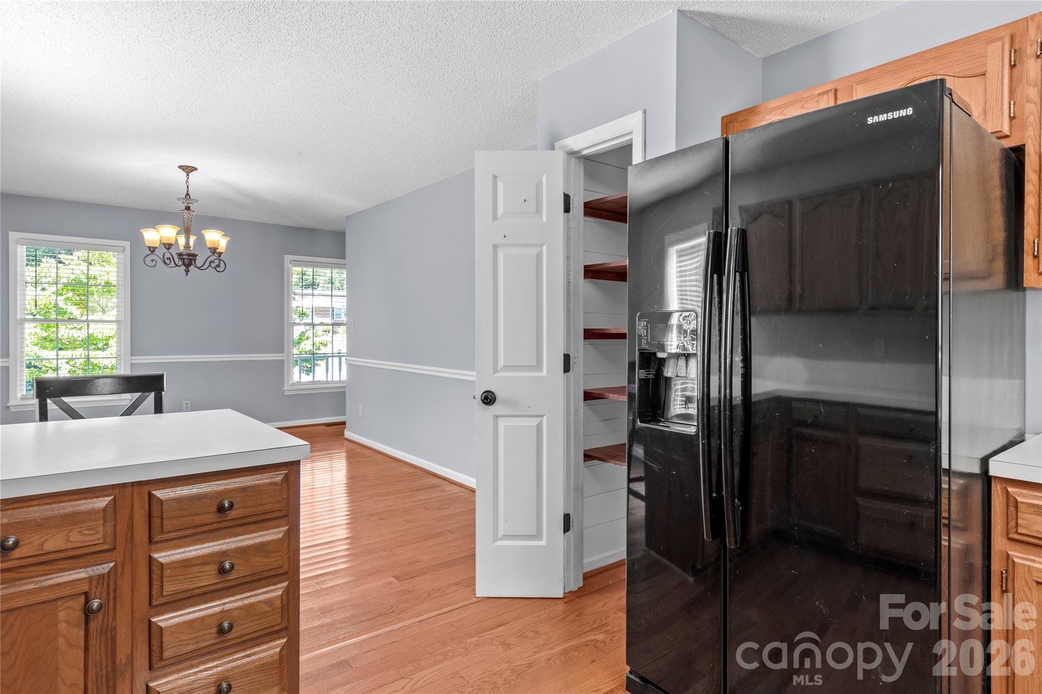 2513 Newington Court Property Photo 14