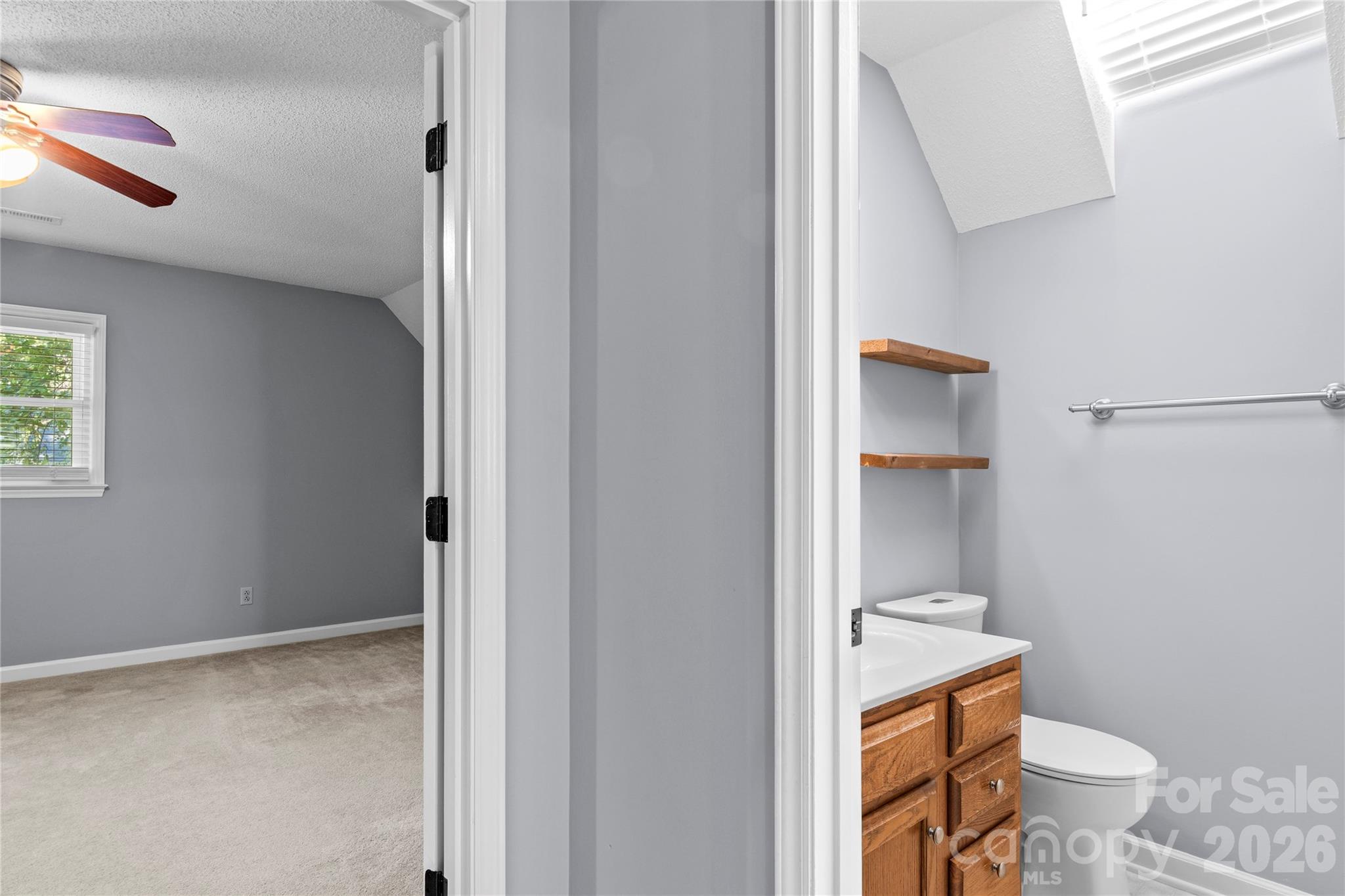 2513 Newington Court Property Photo 25