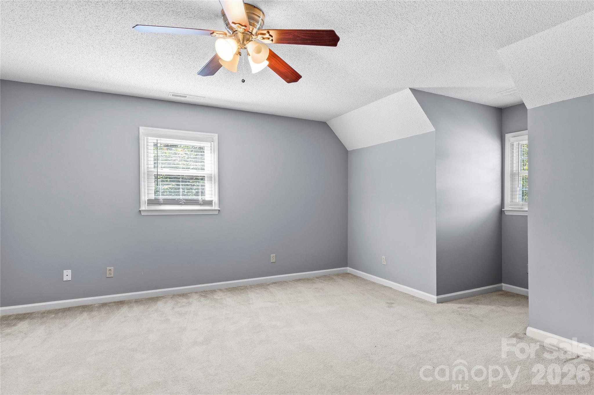 2513 Newington Court Property Photo 30