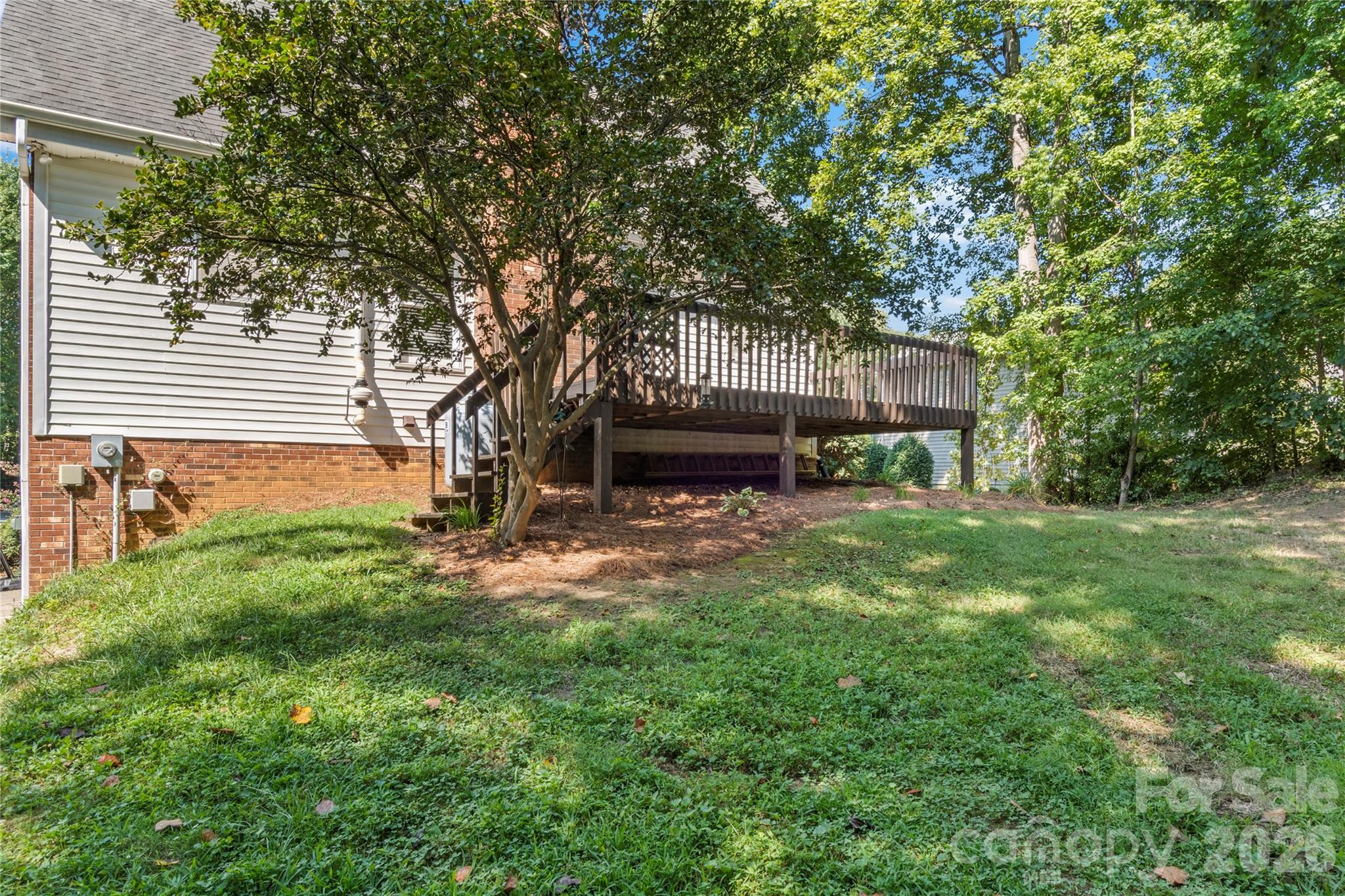 2513 Newington Court Property Photo 39