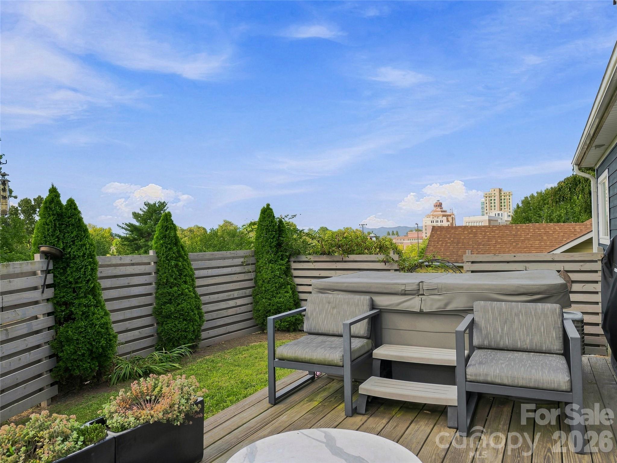 73 Mountain Street Property Photo 4