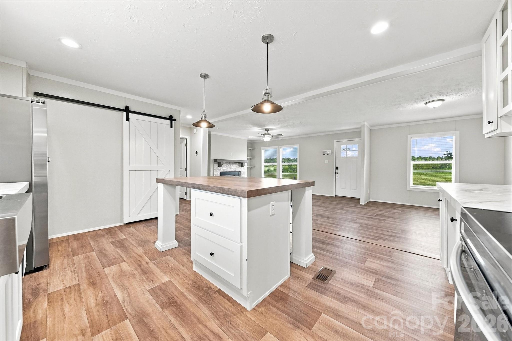 2736 Willowtree Church Avenue Property Photo 11
